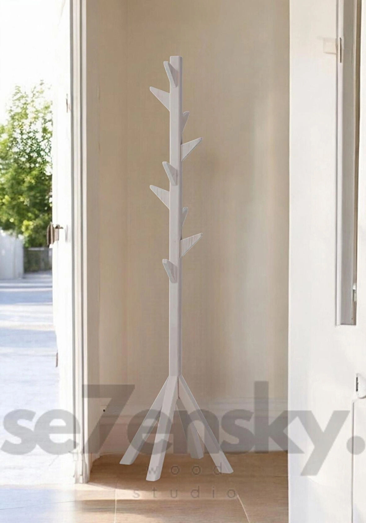 Beyaz masif portmanto ,ayaklı askılık 175 cm