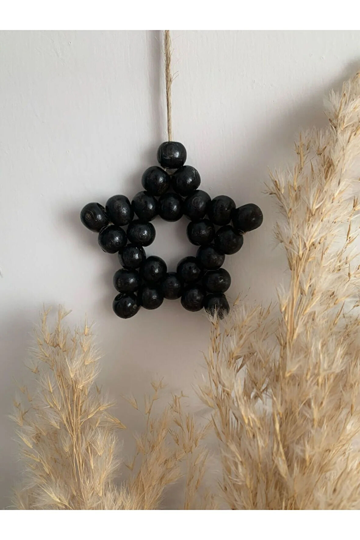 Dekoratif Ahşap Boncuklu Yıldız, Kapı Duvar Mutfak Bebek Odası  Süs Kırmızı Siyah