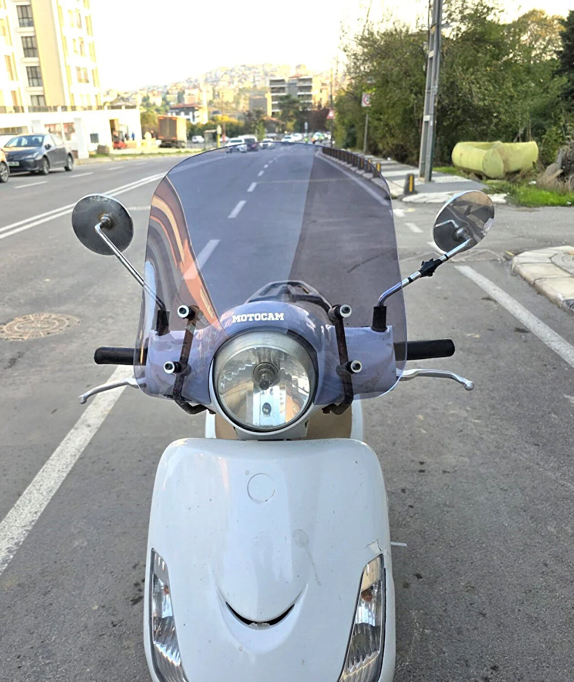 MOTOCAM SYM Fiddle 2 3 4 Ön Cam 2009-2023 Model 44cm Füme Renkli APARAT GÖNDERİLMEYECEK