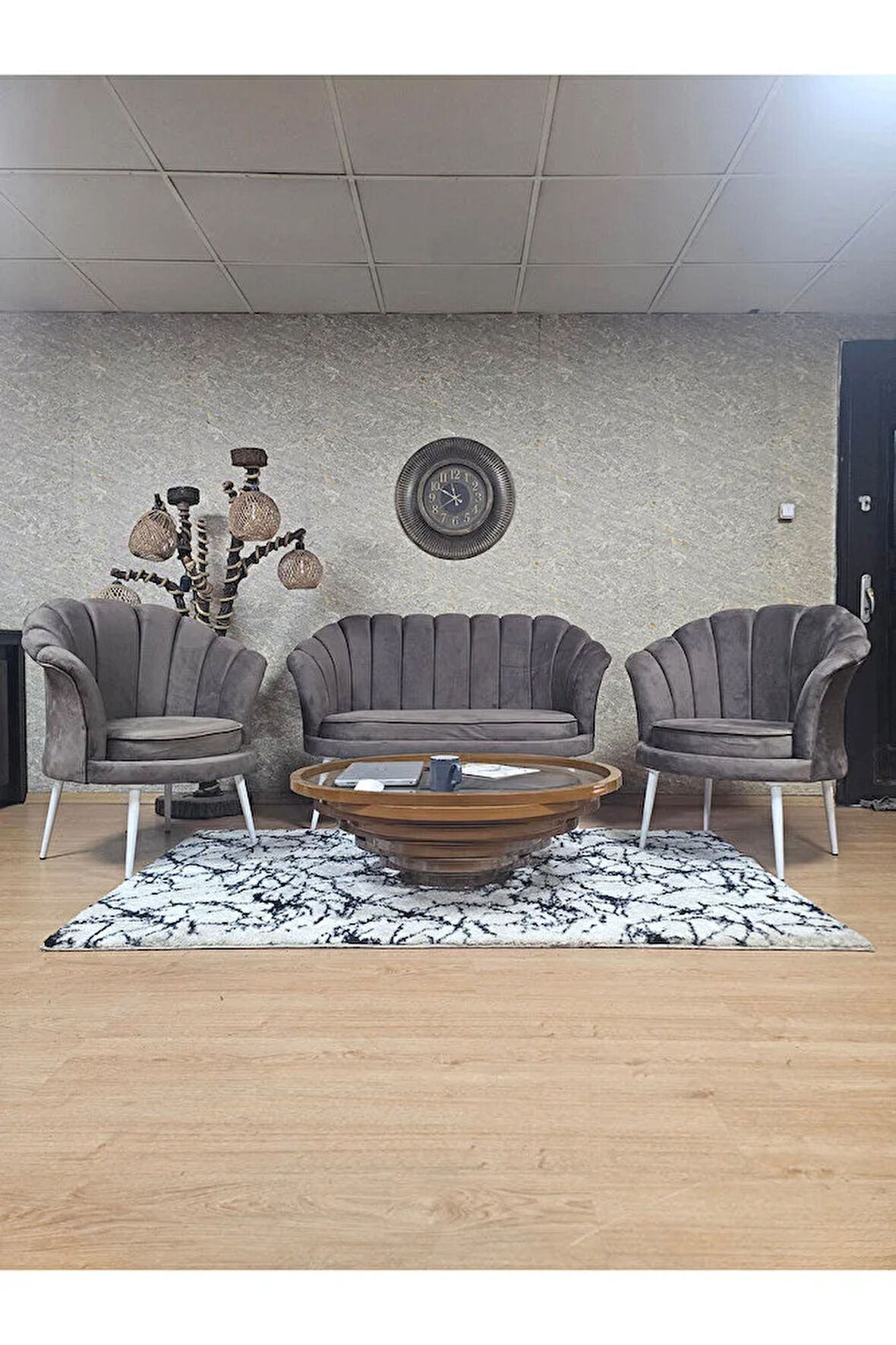 İstiridye Takım Beyaz Boyalı Sivriltme Ayak Çay Seti Koltuk Takımı Kahverengi Renk 110 x 48 Boyut/Ebat