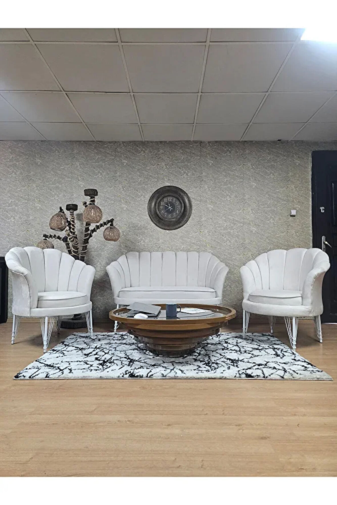 İstiridye Takım Beyaz Boyalı Telli Ayak Çay Seti Koltuk Takımı Krem Renk 110 x 48 Boyut/Ebat