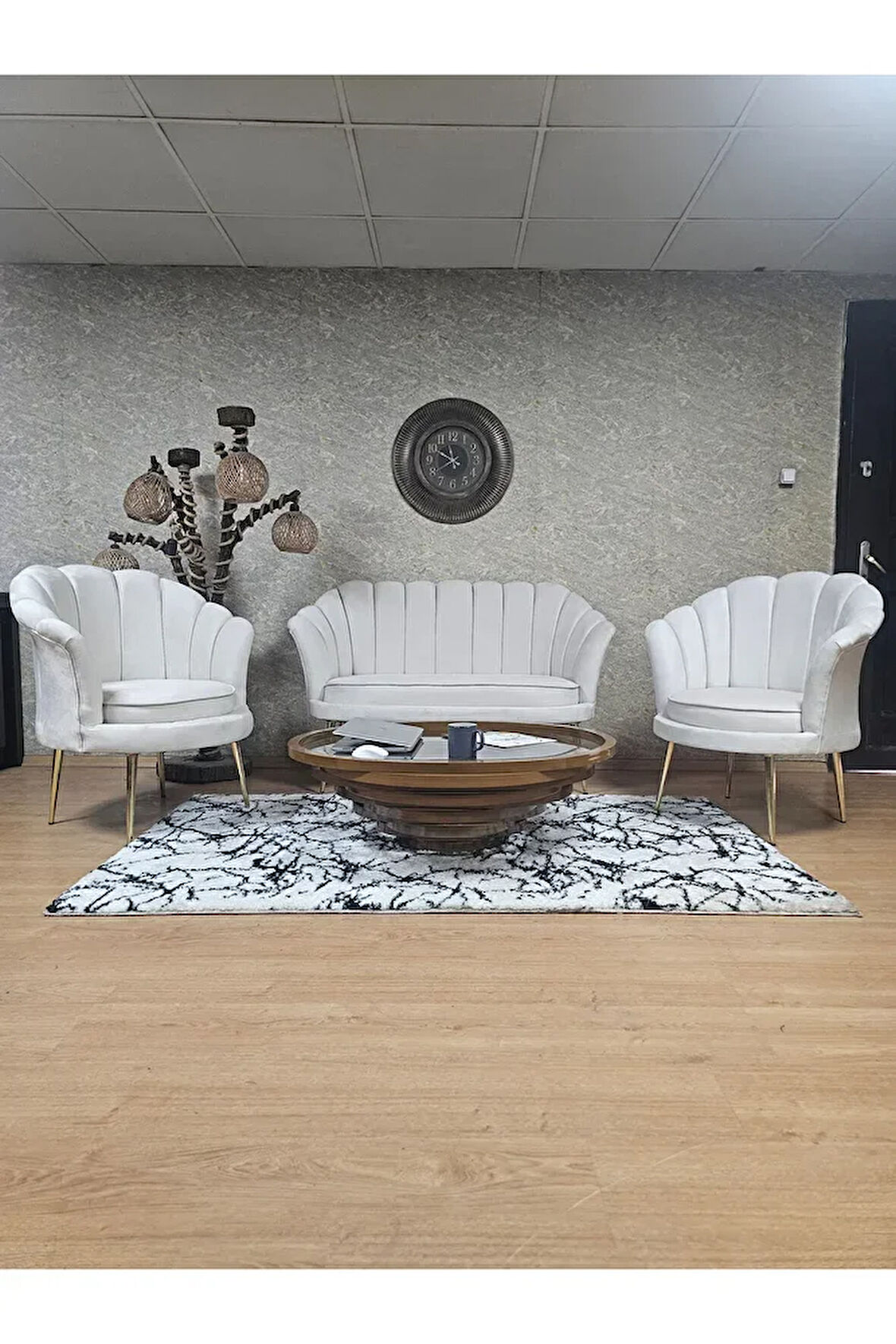 İstiridye Takım Gold Kaplama Sivriltme Ayak Çay Seti Koltuk Takımı Krem Renk 110 x 48 Boyut/Ebat