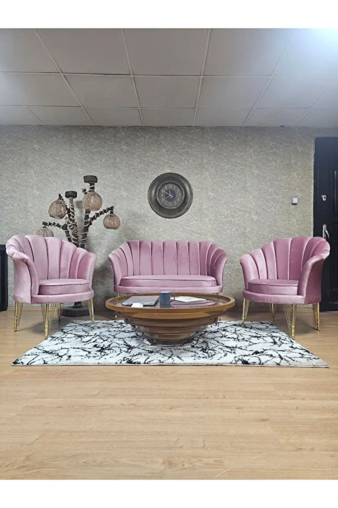 İstiridye Takım Gold Kaplama Telli Ayak Çay Seti Koltuk Takımı Pembe Renk 110 x 48 Boyut/Ebat