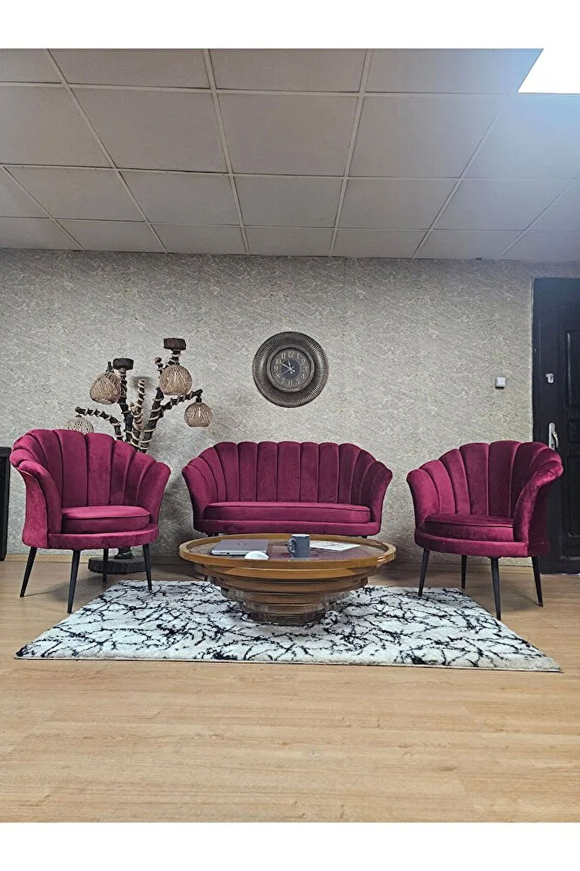 İstiridye Takım Siyah Boyalı Sivriltme Ayak Çay Seti Koltuk Takımı Bordo Renk 110 x 48 Boyut/Ebat