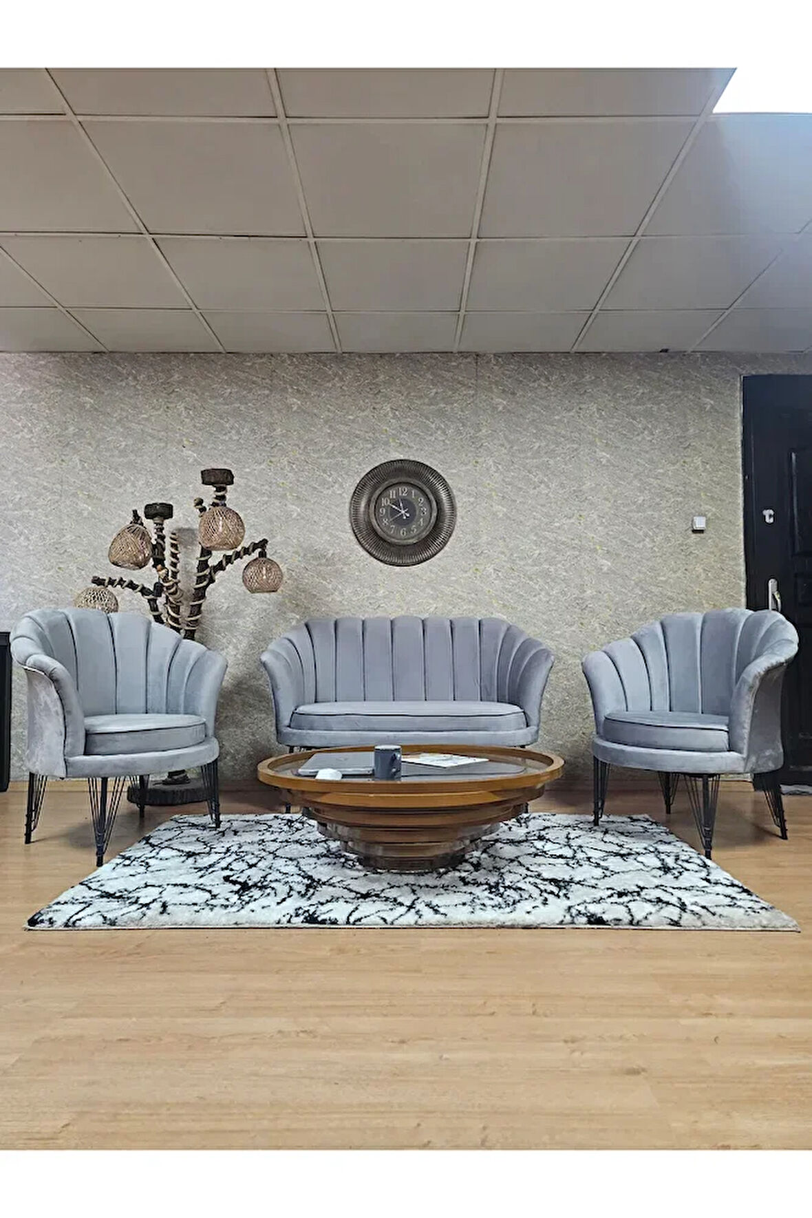 İstiridye Takım Siyah Boyalı Telli Ayak Çay Seti Koltuk Takımı Gri Renk 110 x 48 Boyut/Ebat