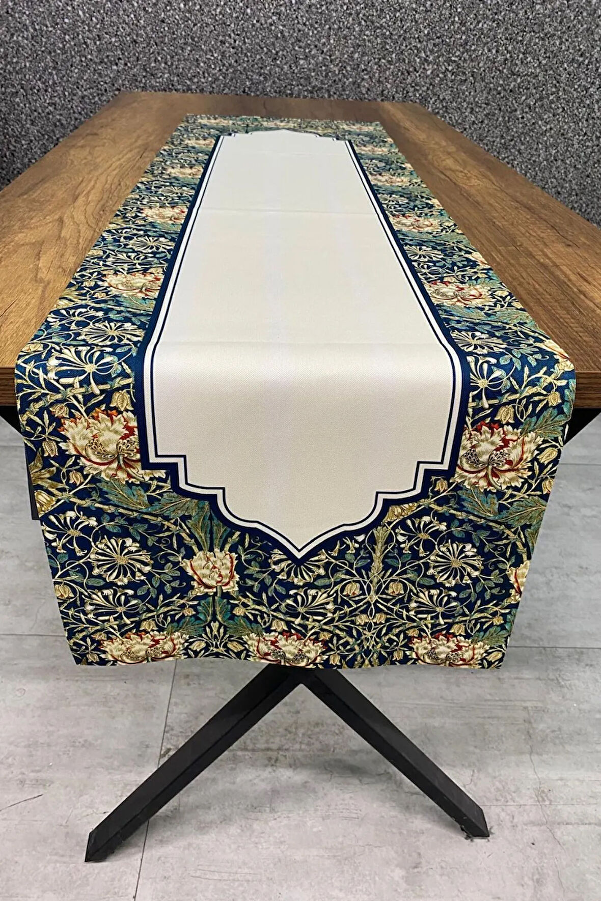 Geleneksel Desenli Runner 40x140 Cm