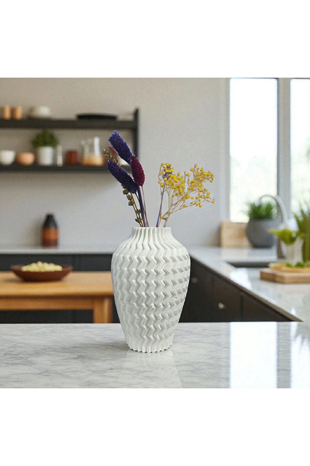 Beyaz Zigzag Desenli Dekoratif Vazo 