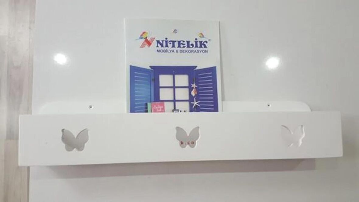 TEKLİ KELEBEKLİ LANA LAKE MONTESSORİ RAF