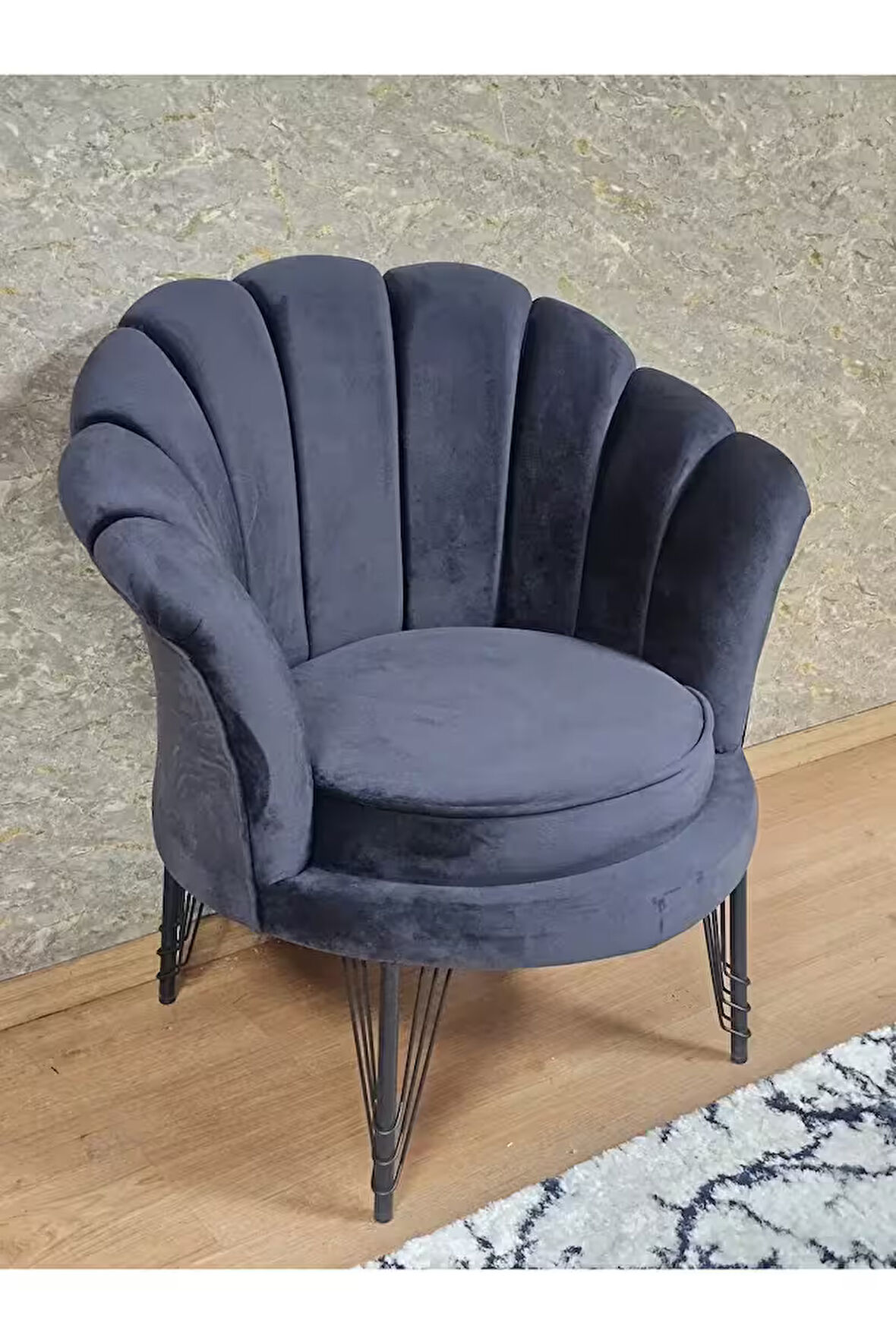 Tekli İstiridye Siyah Boyalı Telli Ayak Çay Seti Koltuk Tekli Berjer , Balkon, Salon, Ofis Füme Renk 47 x 47 Boyut/Ebat