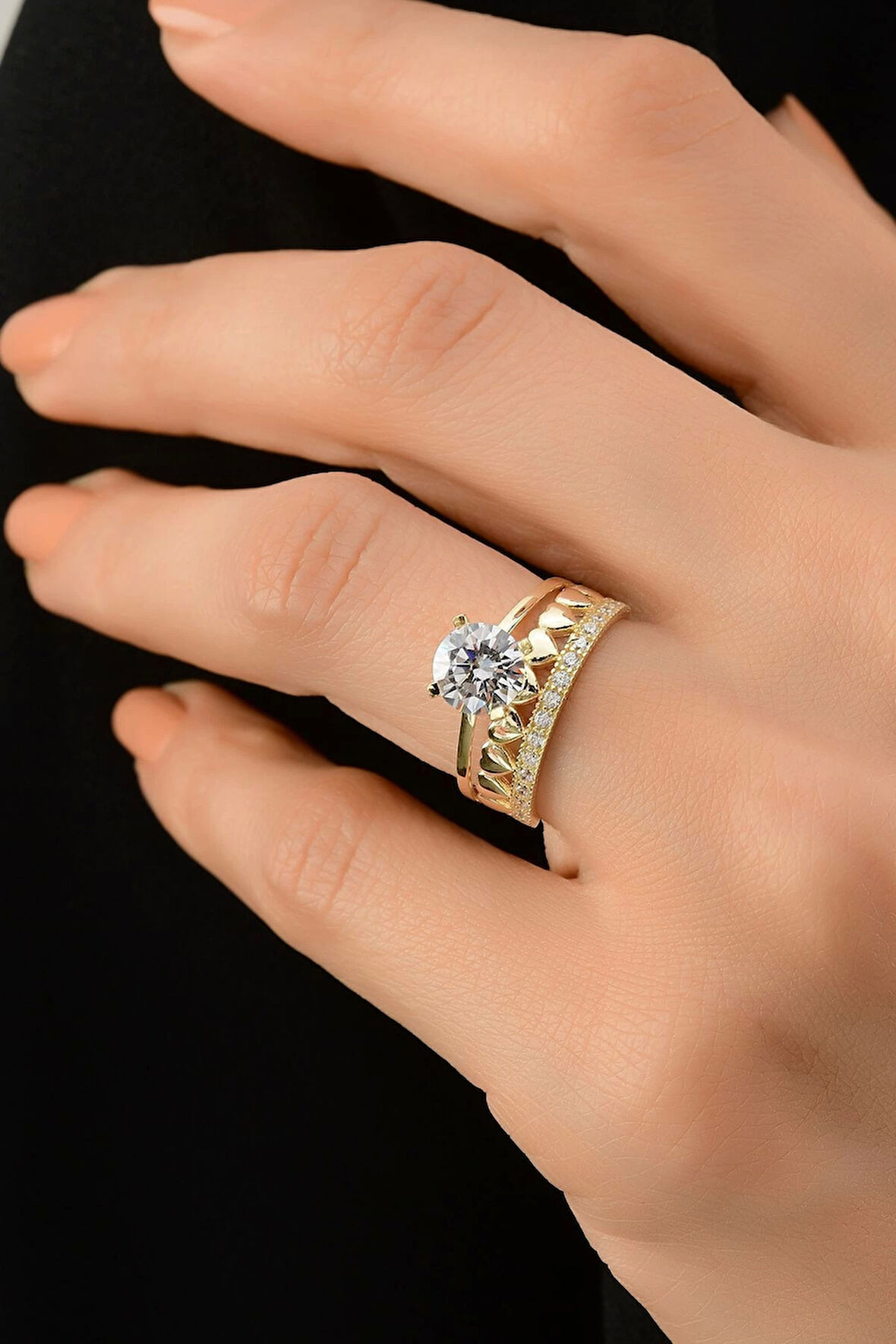 Kadın Kalpli Tektaş Alyans Altın Yüzük