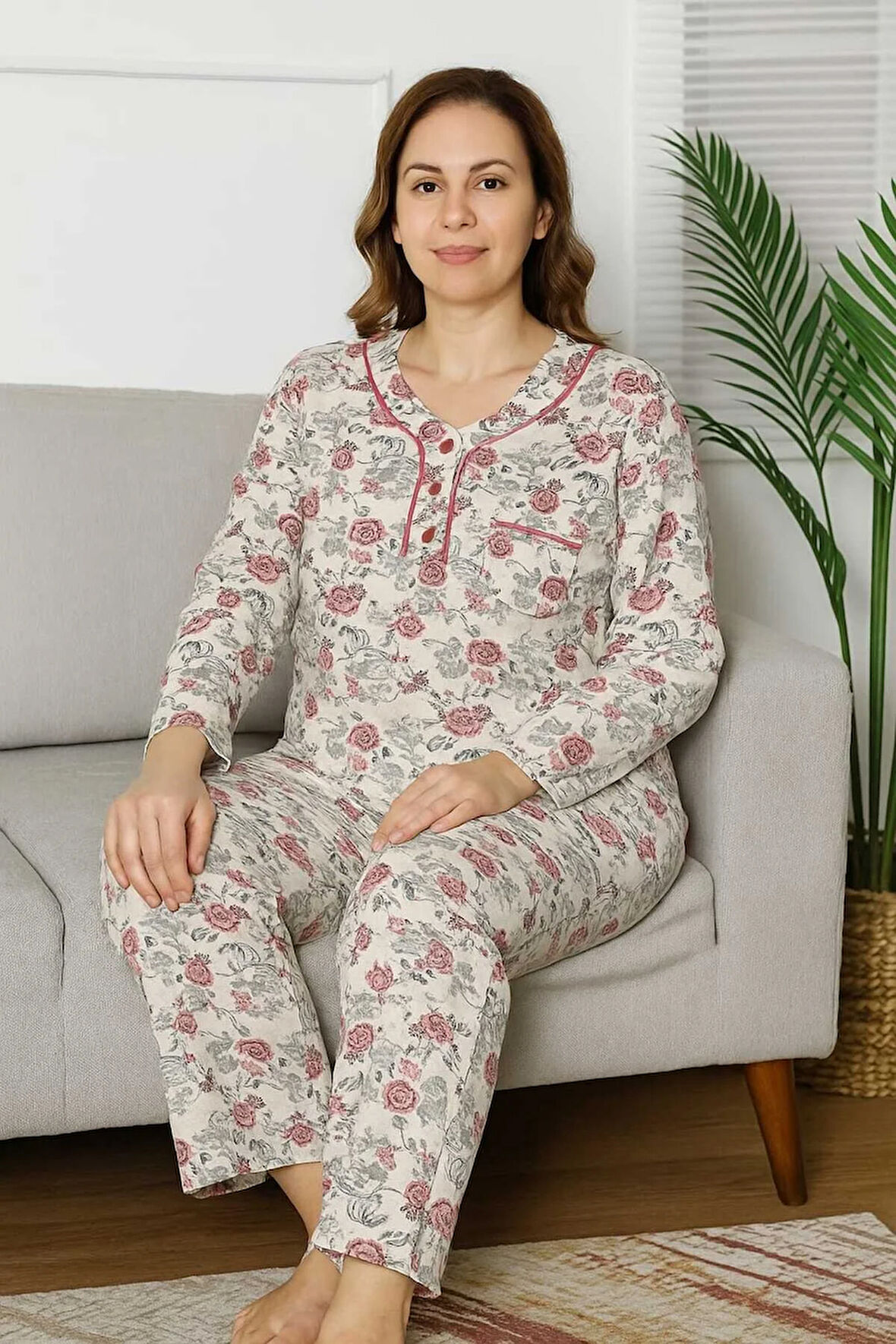 Geniş Kesim Kadın Pijama Takımı %100 Pamuk