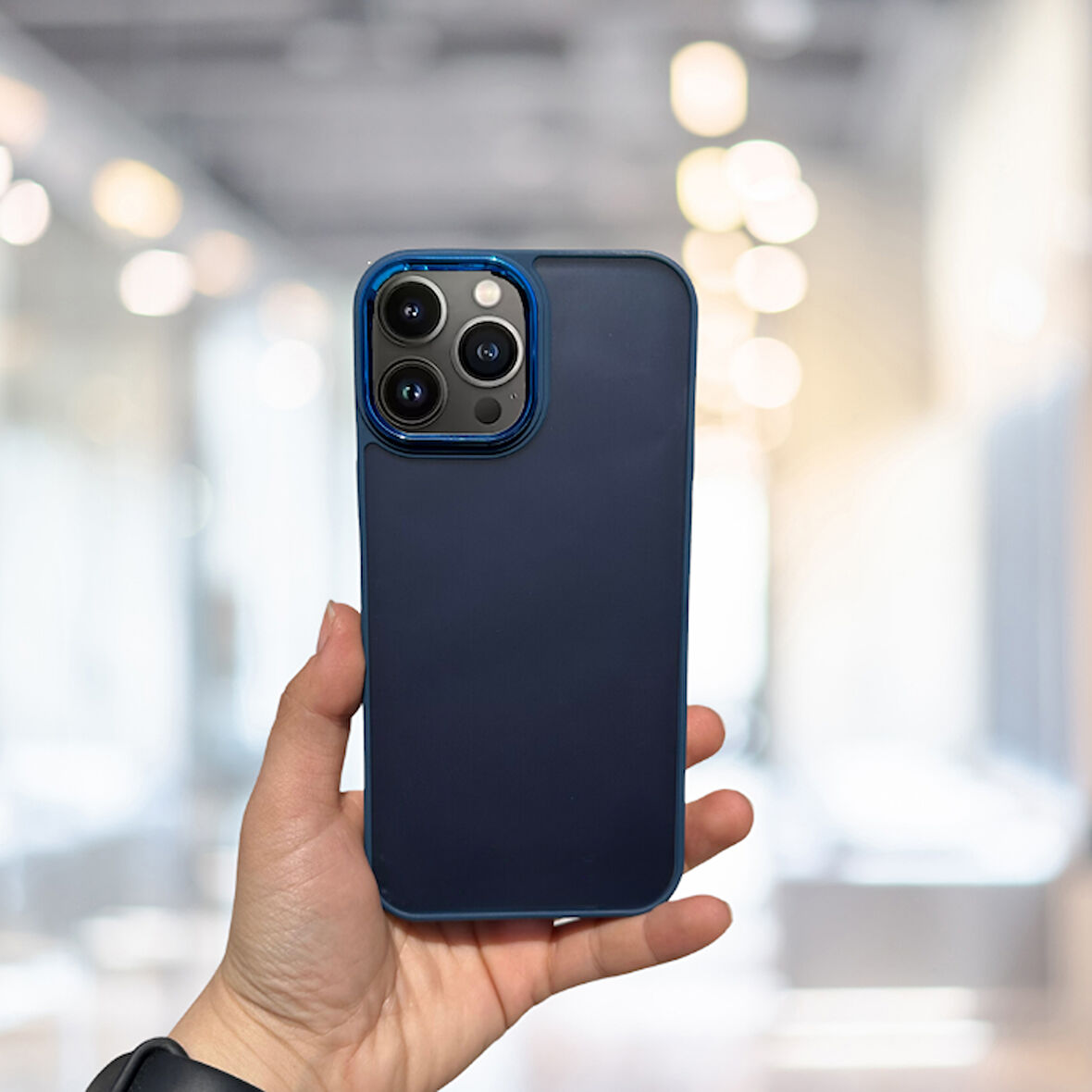 İPHONE 13 PRO  ARKASI BUZLU ŞEFFAF HASSAS DÜĞME KAMERA ÇIKINTILI SERT MAT PERFECT LACİVERT