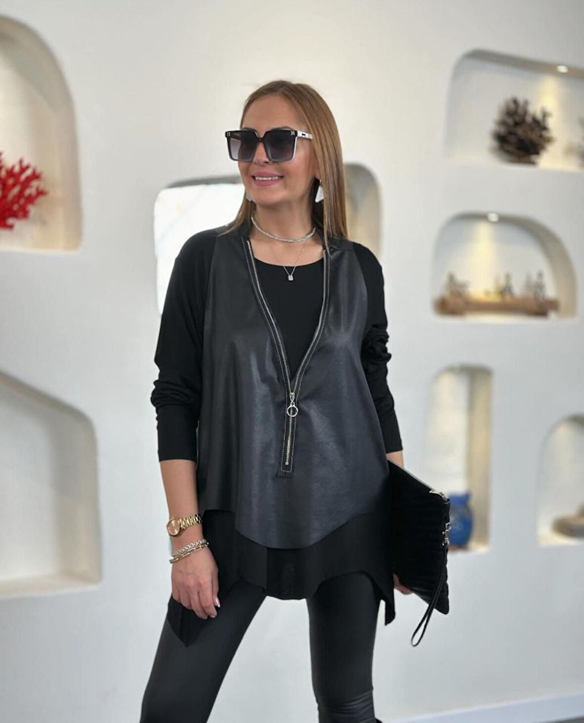 leyla sanat sanata yeni bir bakış açısı Kadın Uzun Kol Asimetrik Kesim Viskon Bluz Ve çatlak Deri Gö