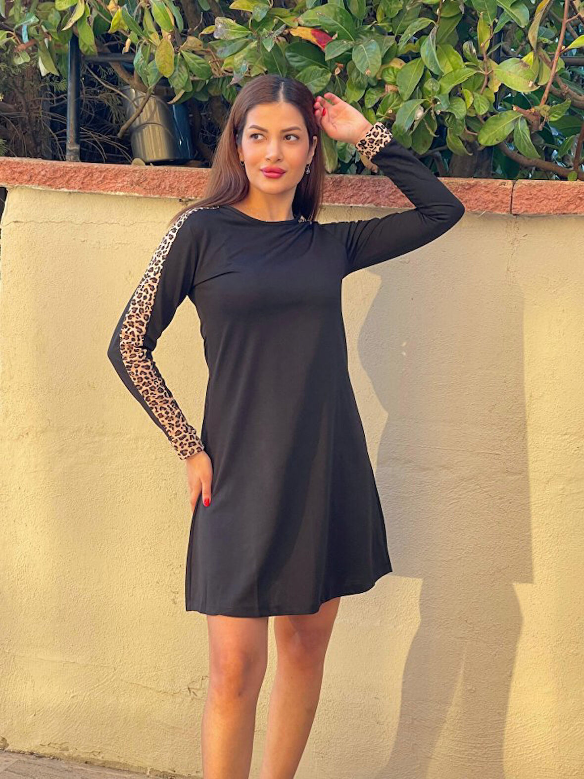 leyla sanat sanata yeni bir bakış açısı Kadın Uzun Kollu Bisiklet Yaka Kollar Leopar Detay Iki Iplik Mini Boy Elbise