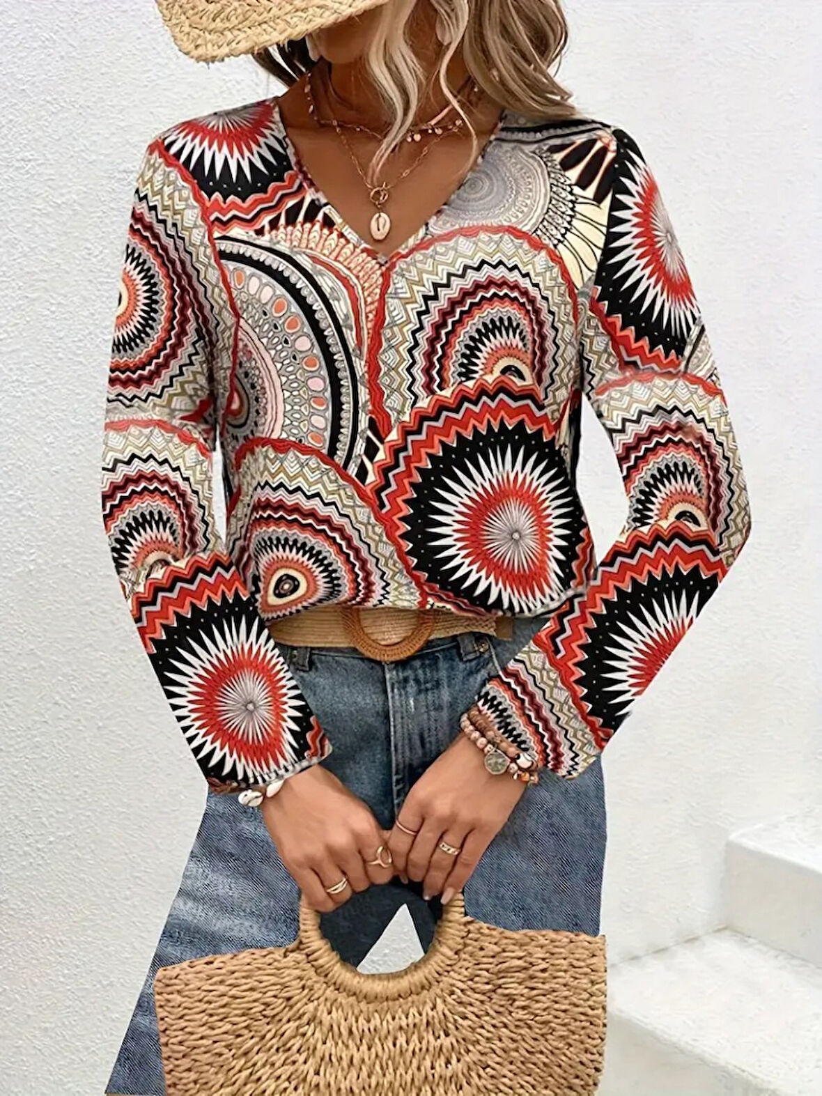 leyla sanat sanata yeni bir bakış açısı Kadın Uzun Kollu V Yakalı Desenli Süprem Bluz