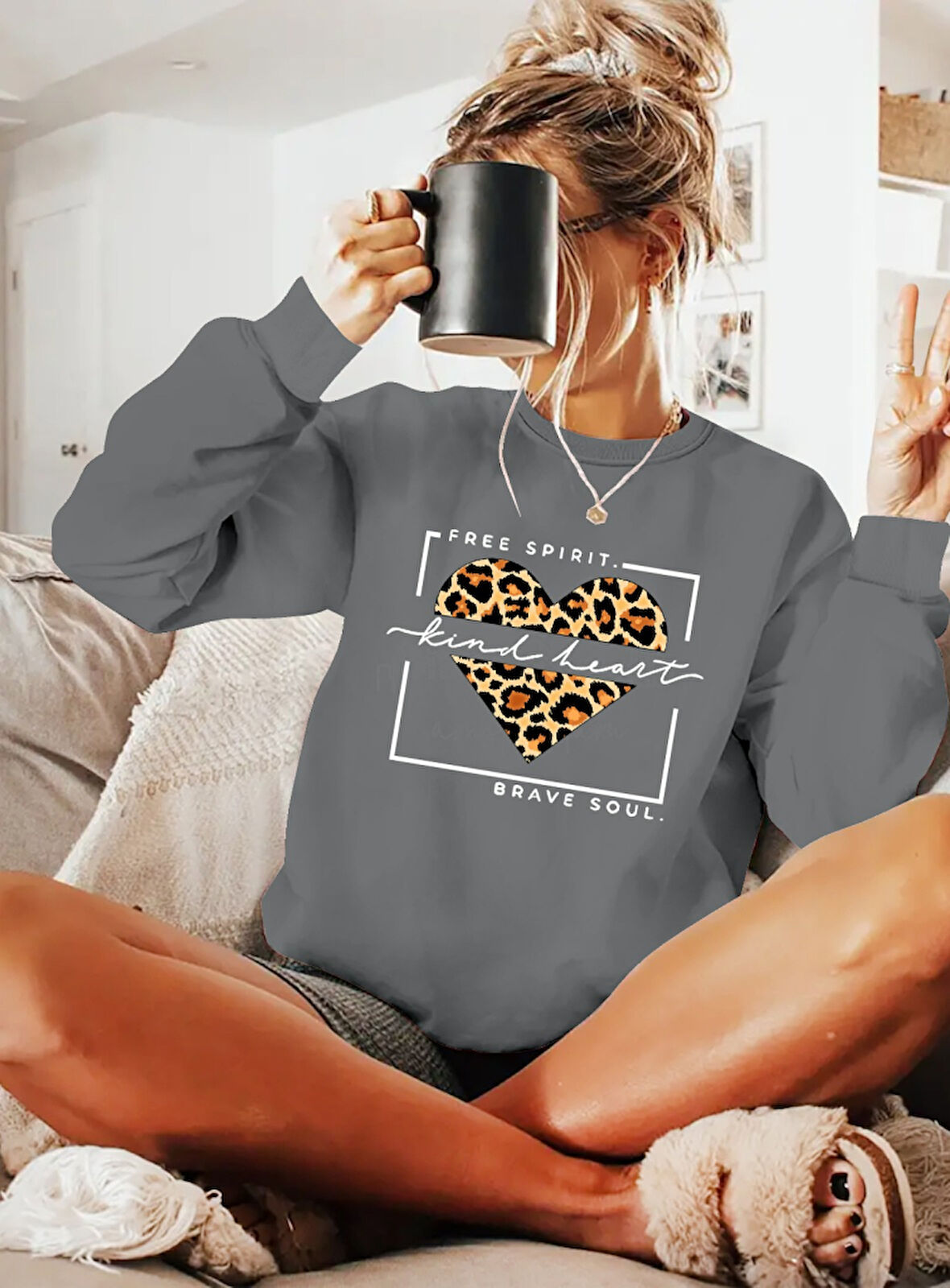 leyla sanat sanata yeni bir bakış açısı Kadın Uzun Kollu Bisiklet Yaka Desenli Viskon Iki Iplik Bluz