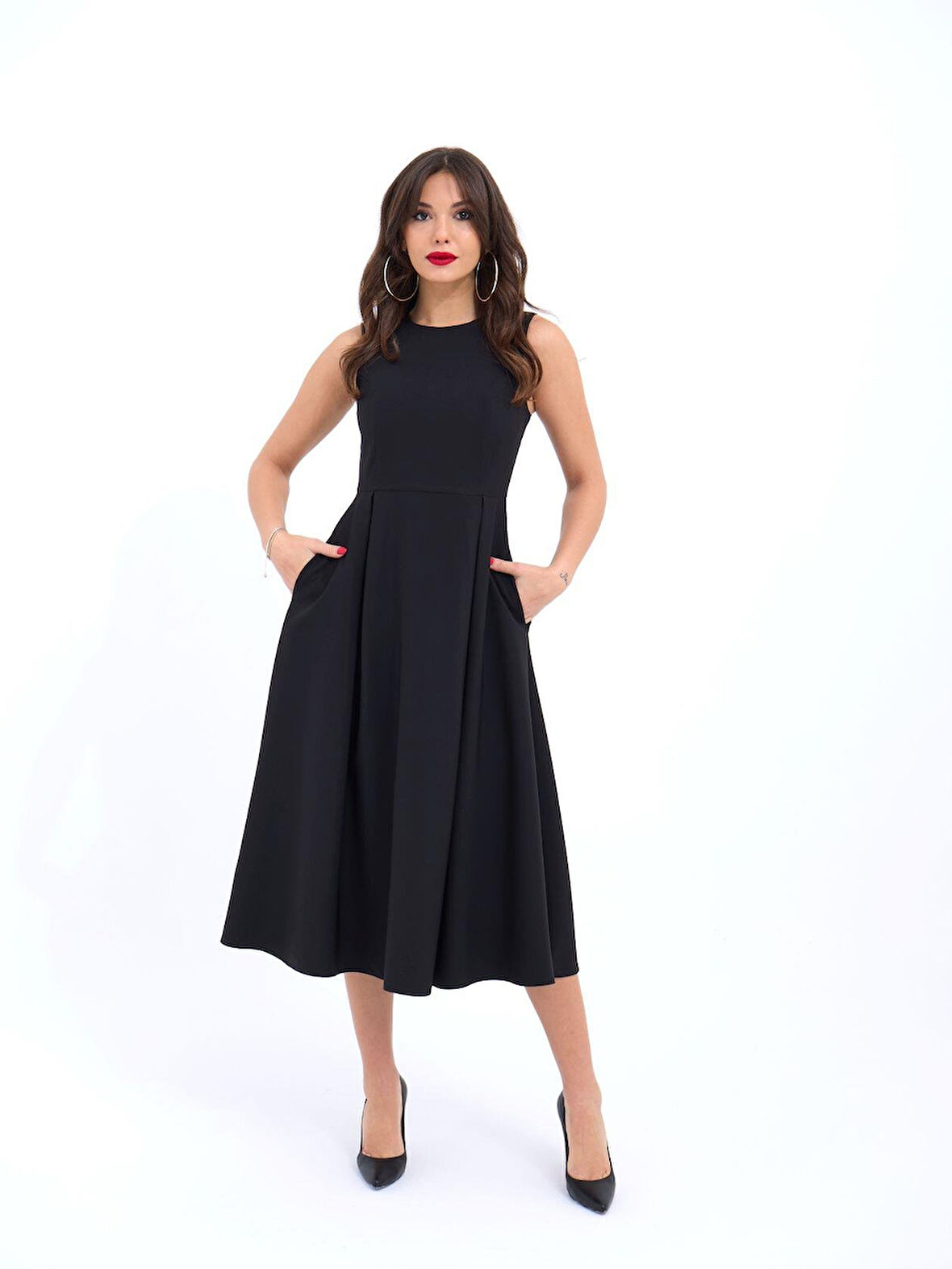 leyla sanat sanata yeni bir bakış açısı 7182 ELBİSE-SİYAH