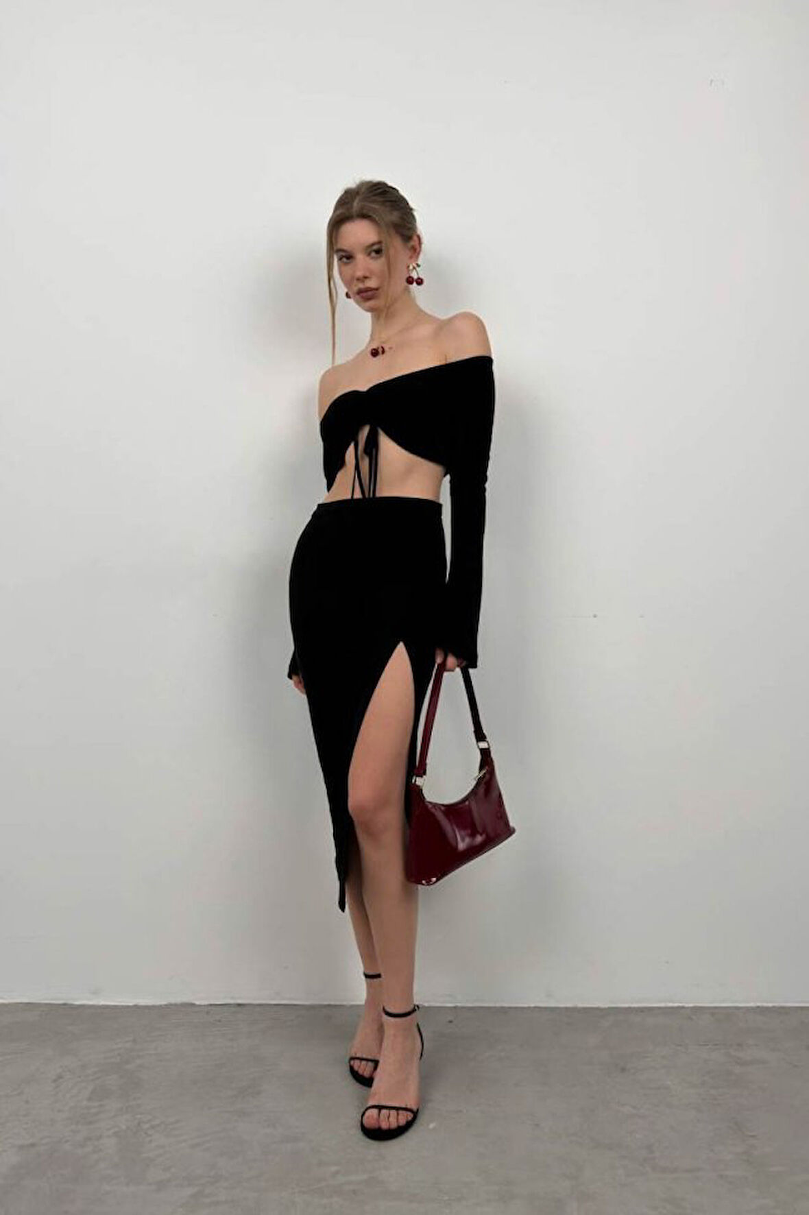 leyla sanat sanata yeni bir bakış açısı Kayık Yaka Asansörlü Bluz