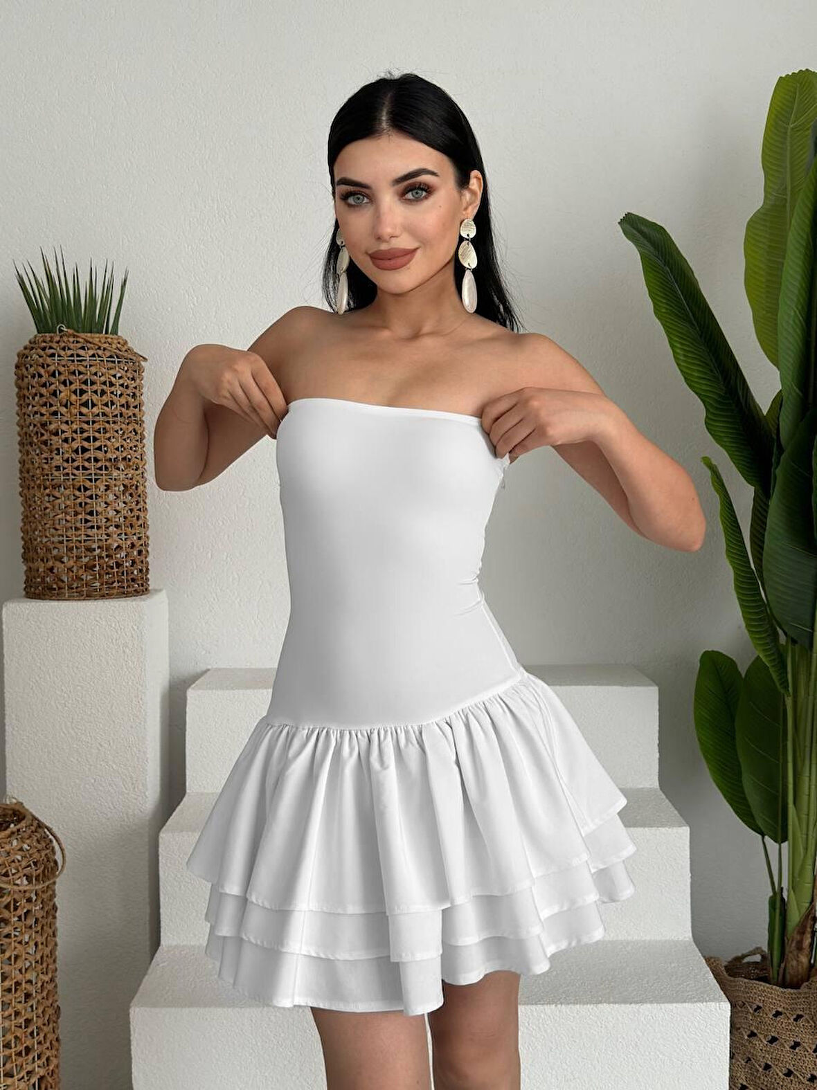 leyla sanat sanata yeni bir bakış açısı Vosges Straplez Mini Elbise