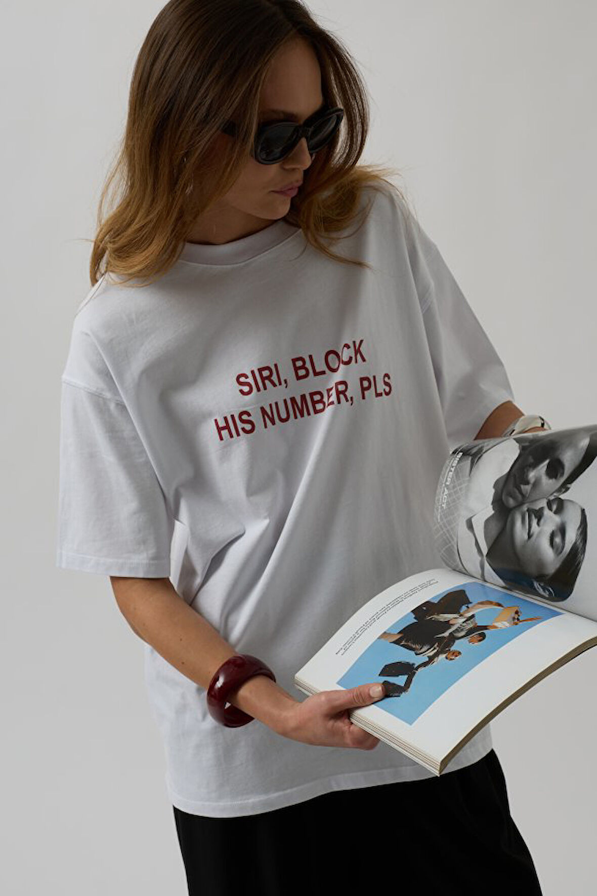 leyla sanat sanata yeni bir bakış açısı Ön Baskılı Oversize T-Shirt