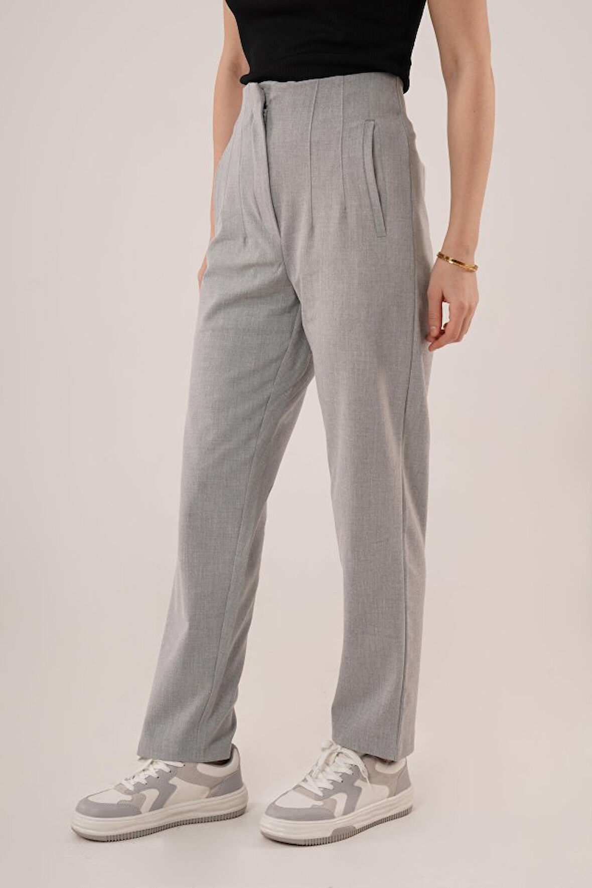 leyla sanat sanata yeni bir bakış açısı Çift Pens Detaylı Gri Pantolon