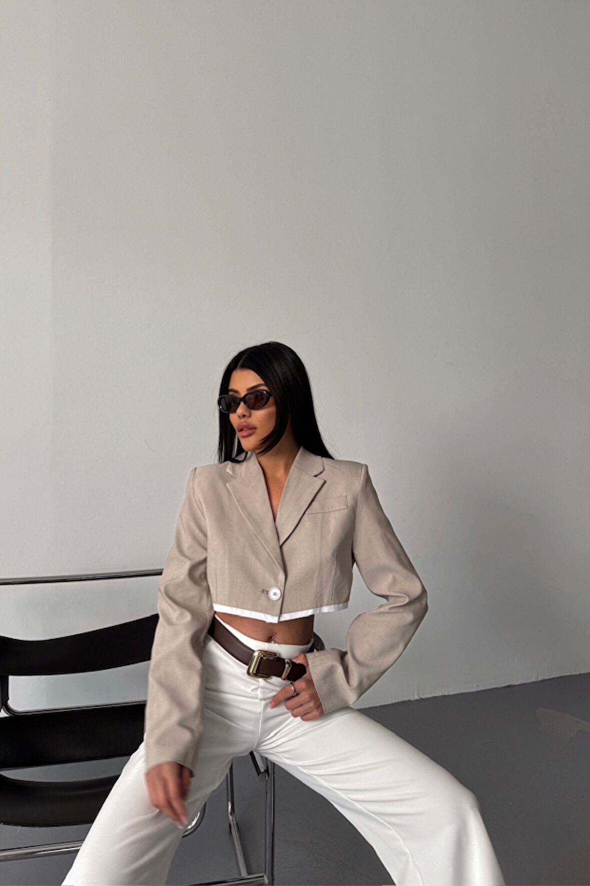 leyla sanat sanata yeni bir bakış açısı CROP CEKET TEK DÜĞME - Bej