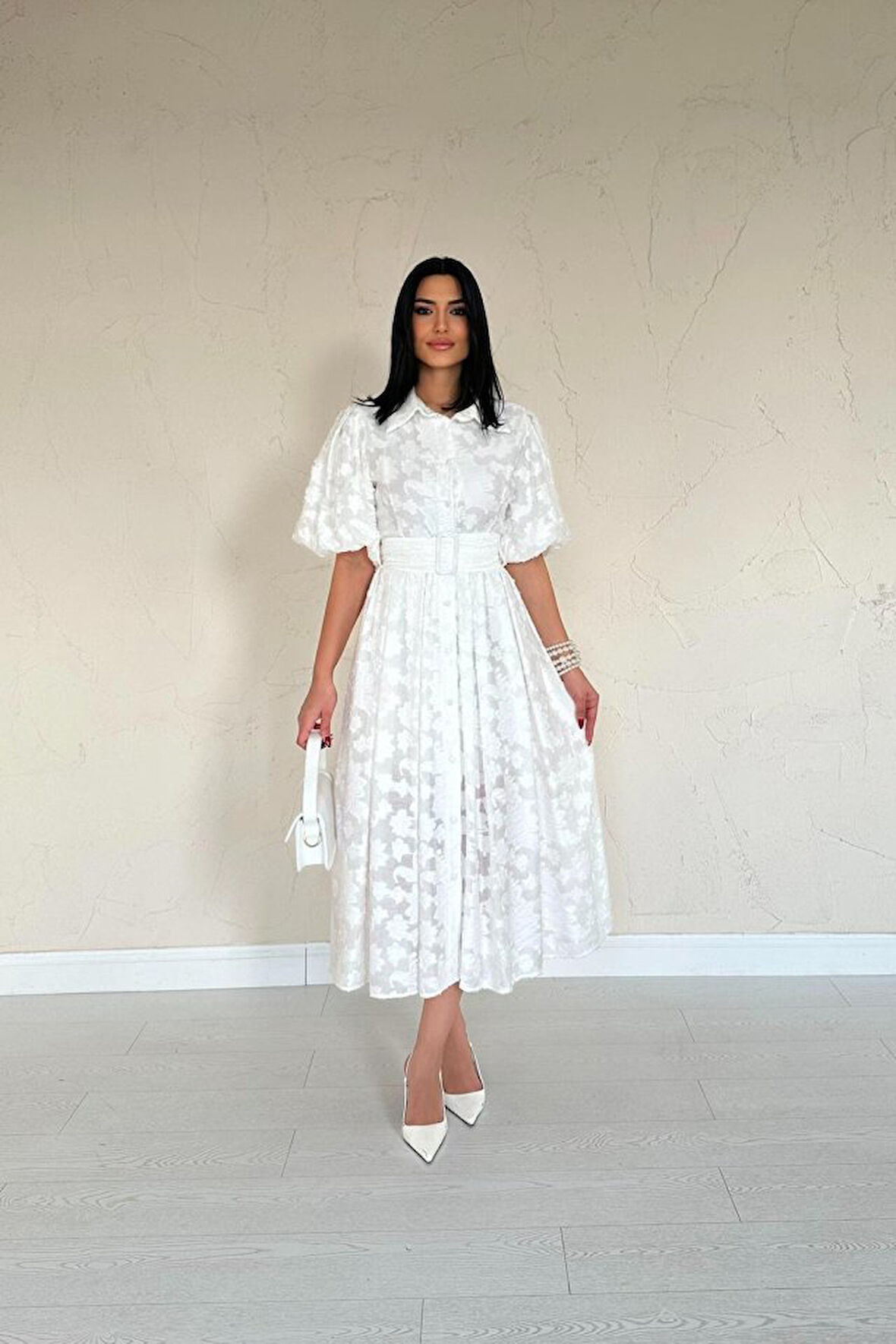 leyla sanat sanata yeni bir bakış açısı Ekru Kemerli Balon Kollu Elbise