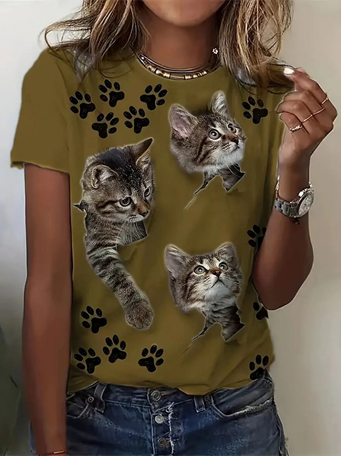 leyla sanat sanata yeni bir bakış açısı Kadın Kısa Kollu Kedi Ve Pati Baskılı Süprem T-shirt