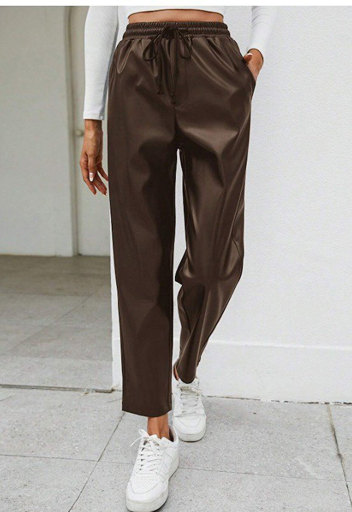 leyla sanat sanata yeni bir bakış açısı Kadın Yüksel Bel Bağcıklı Deri Pantolon