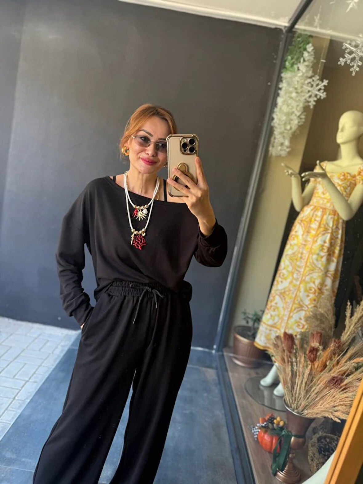 leyla sanat sanata yeni bir bakış açısı Kadın Uzun Kollu Tek Omuzdan Açık Viskon Iki Iplik Bluz Ve Pantolon Ikili Takım