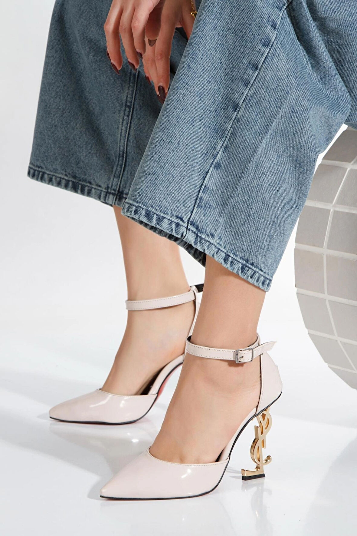  Kırmızı Taban, Özel Ökçe, Siyah Rugan Stiletto