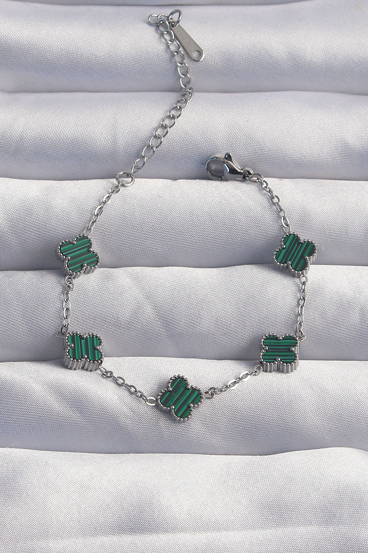 316L Çelik Baby Boy Gümüş Renk Çizgili Yeşil Mineli Yonca Bileklik - TJ-BB6270