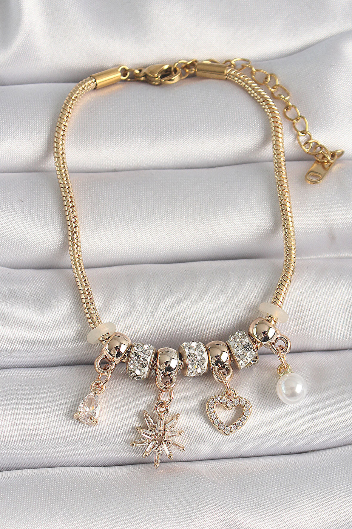 316L Çelik Gold Renk Zincir Sallantı Zirkon Taşlı Kuzey Yıldız Figür Kalp Detay Kadın Bileklik - TJ-BB6702