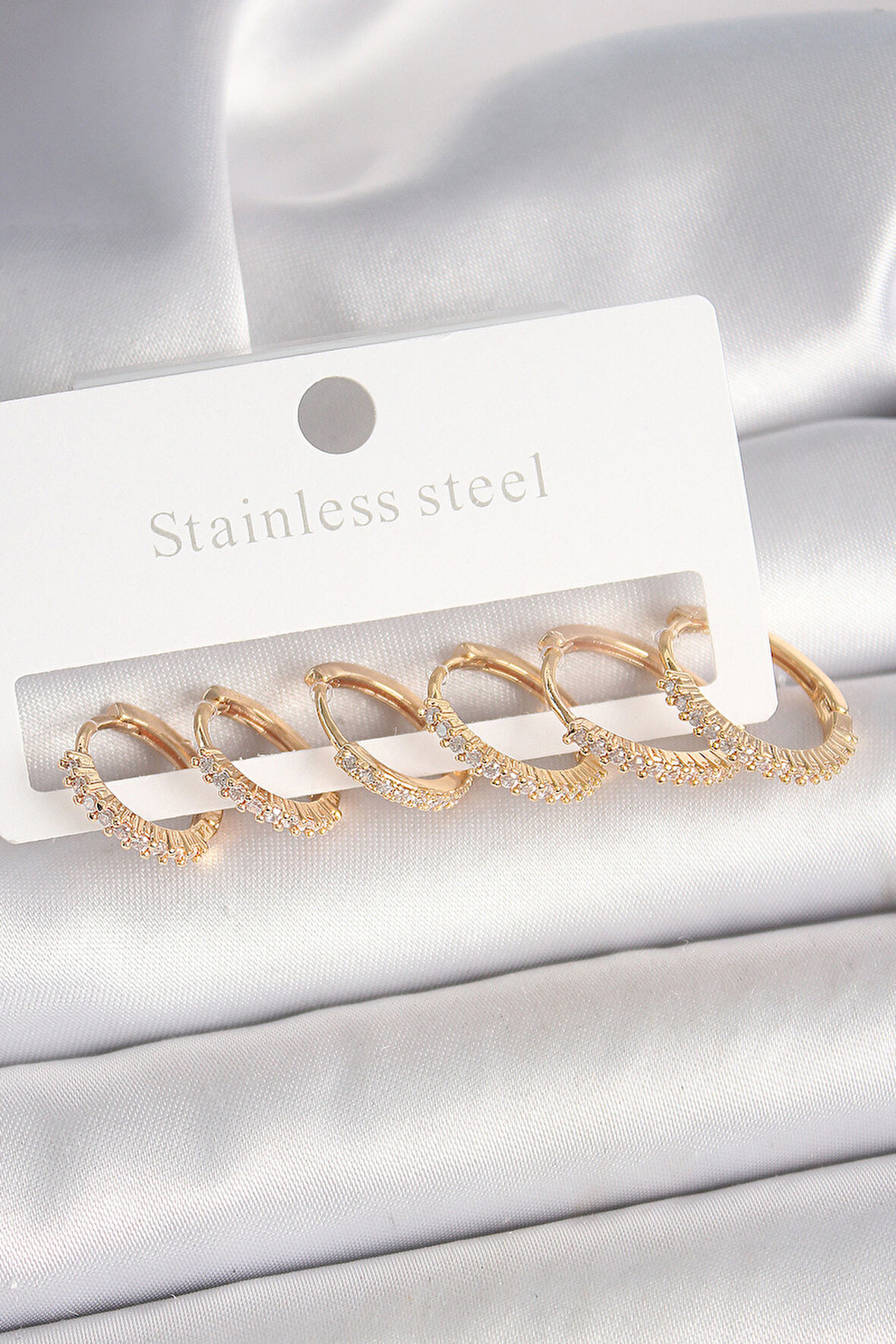 Pirinç Gold Renk Zirkon Taşlı 3 Çift Halka Model Kadın Küpe - TJ-BKP10336