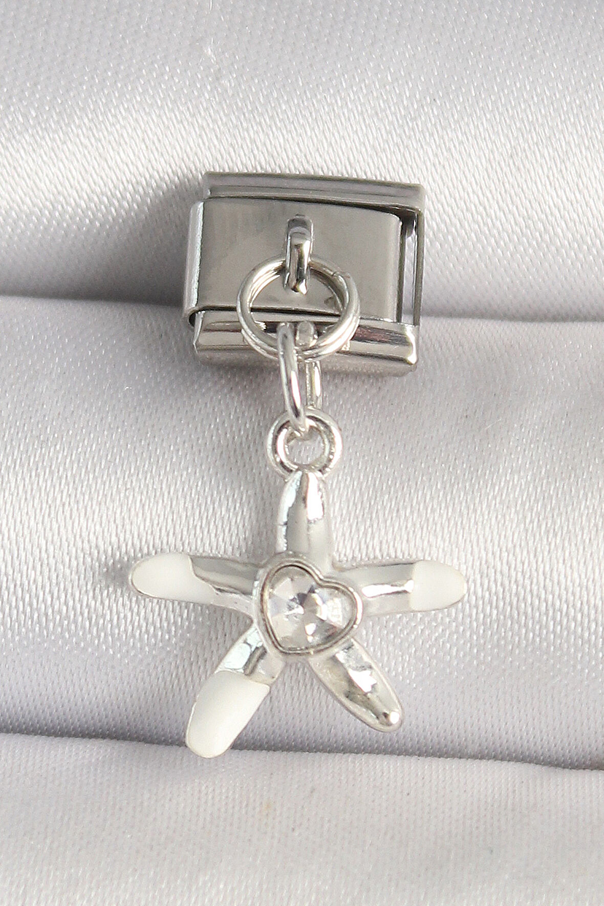 316L Çelik Gümüş Renk Zirkon Taşlı Deniz Yıldız Model Kalp Detay Nomination Charm - TJ-BC1255