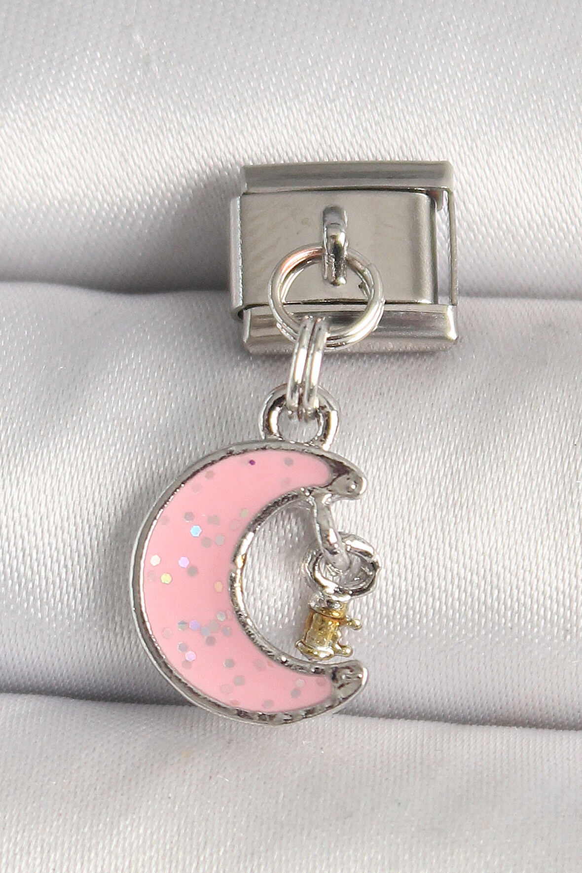 316L Çelik Gümüş Renk Pembe Simli Hilal Model Sallantı Detay Nomination Charm - TJ-BC1294