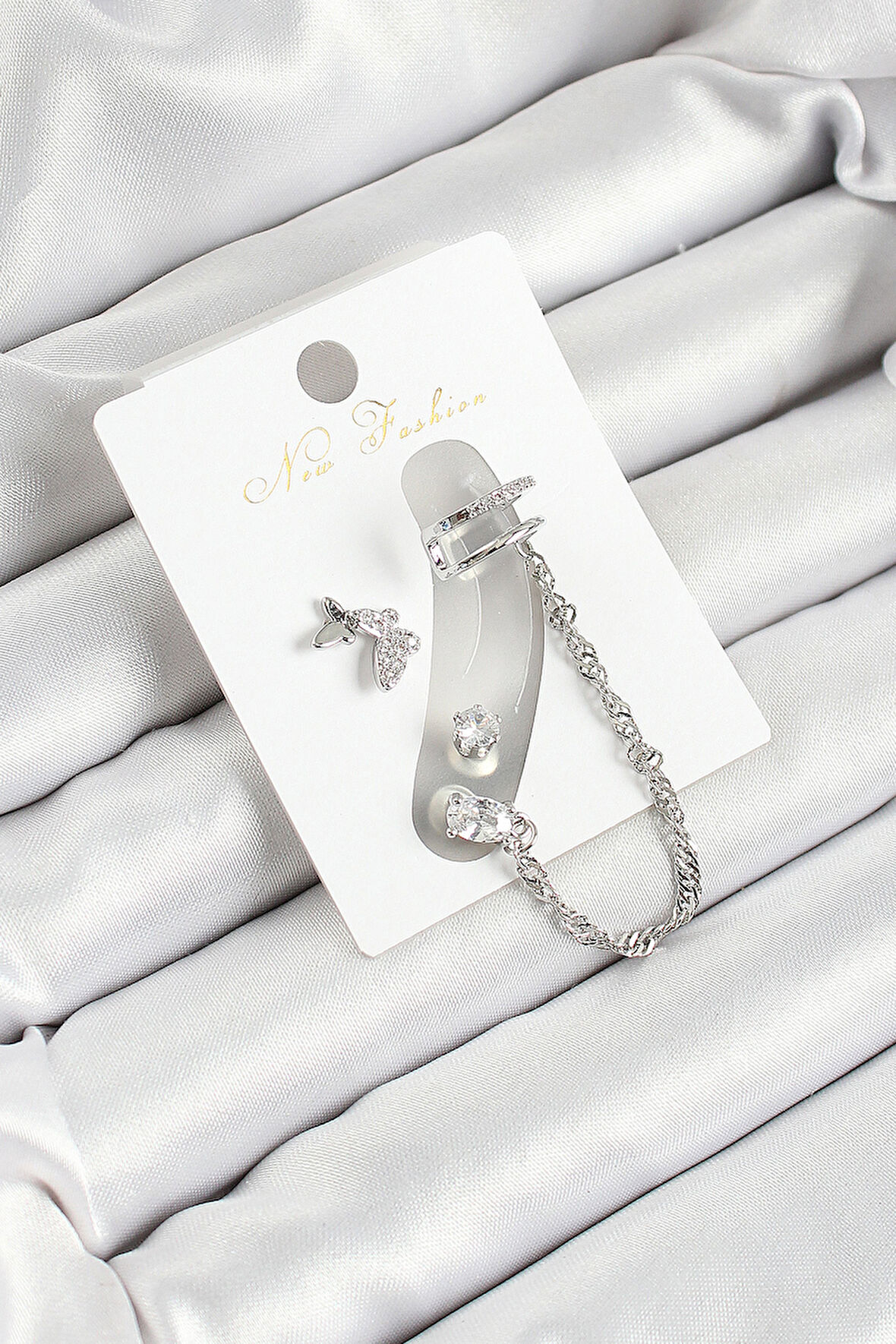 Pirinç Kelebek Figürlü Zirkon Taşlı Gümüş Renk 3'lü Kıkırdak Kadın Küpe Set - TJ-BKP10659