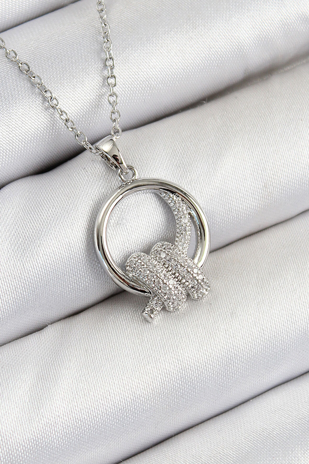 316L Çelik Zirkon Taşlı Düğüm Model Gümüş Renk Kadın Kolye - TJ-BKO10350