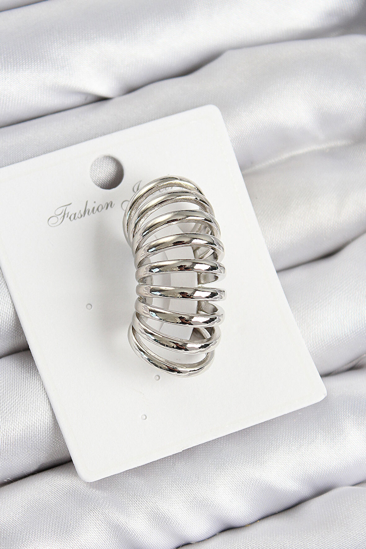 Pirinç Yay Model Gümüş Renk Sağ Kıkırdak Küpe - TJ-BKP10993