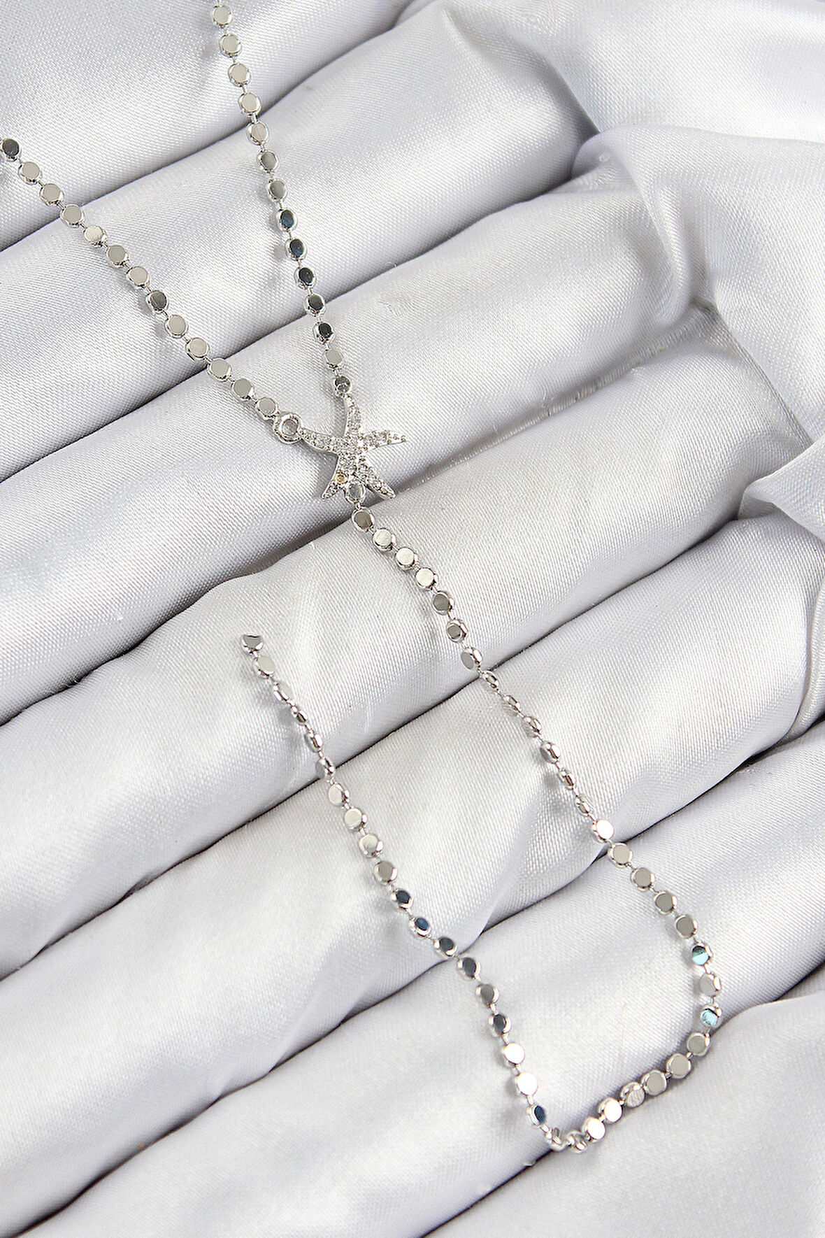 Pirinç Zirkon Taşlı Ezme Zincirli Deniz Yıldızı Model Gümüş Renk Y Kolye - TJ-BKO10466