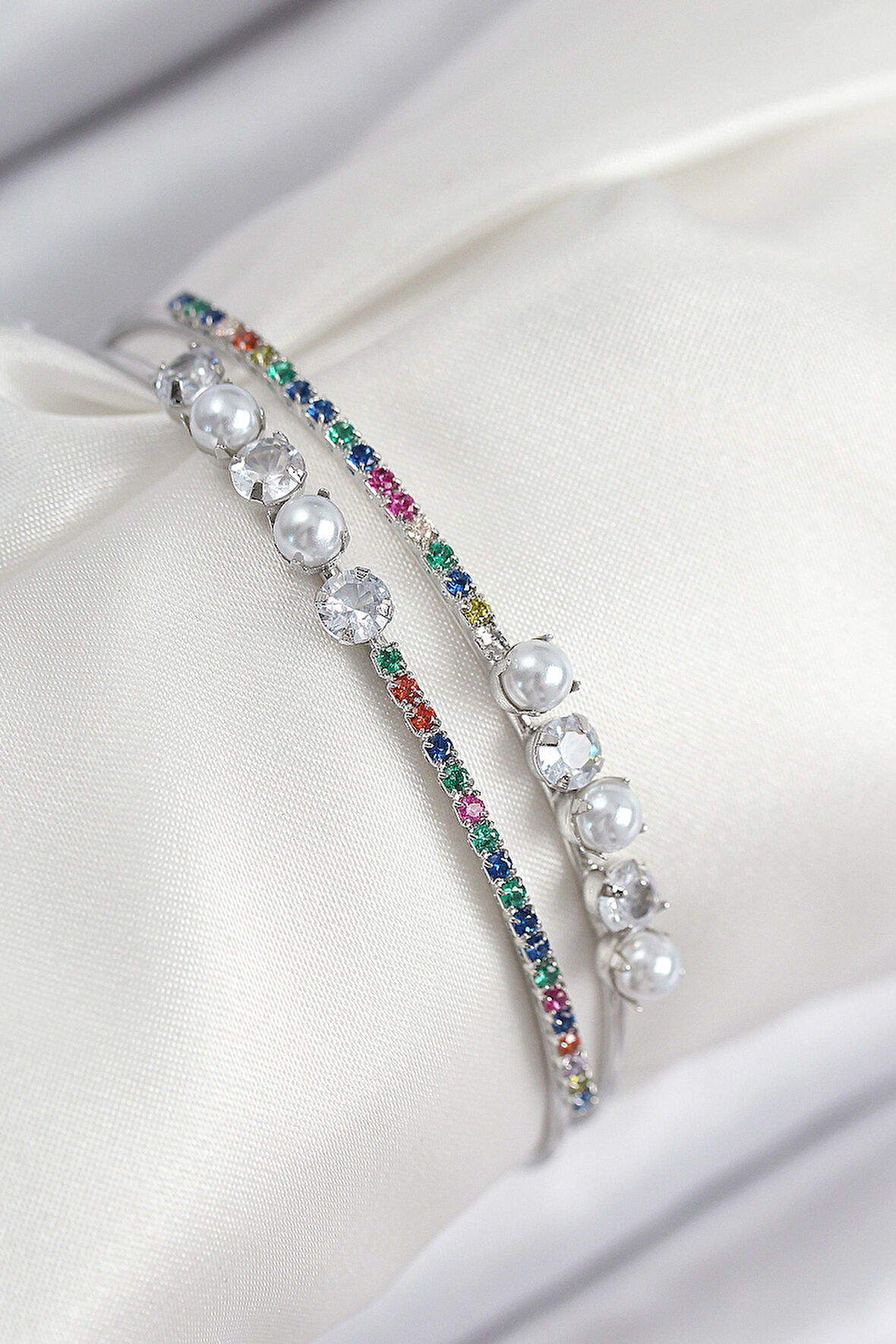 Pirinç Zirkon Taşlı İnci Model Gümüş Renk Kadın Bileklik - TJ-BB7876