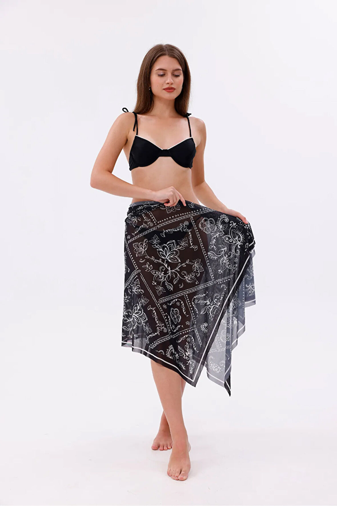 İç Gösterir Transparan Pareo - Bandana Çiçeği Model 150x95 Cm
