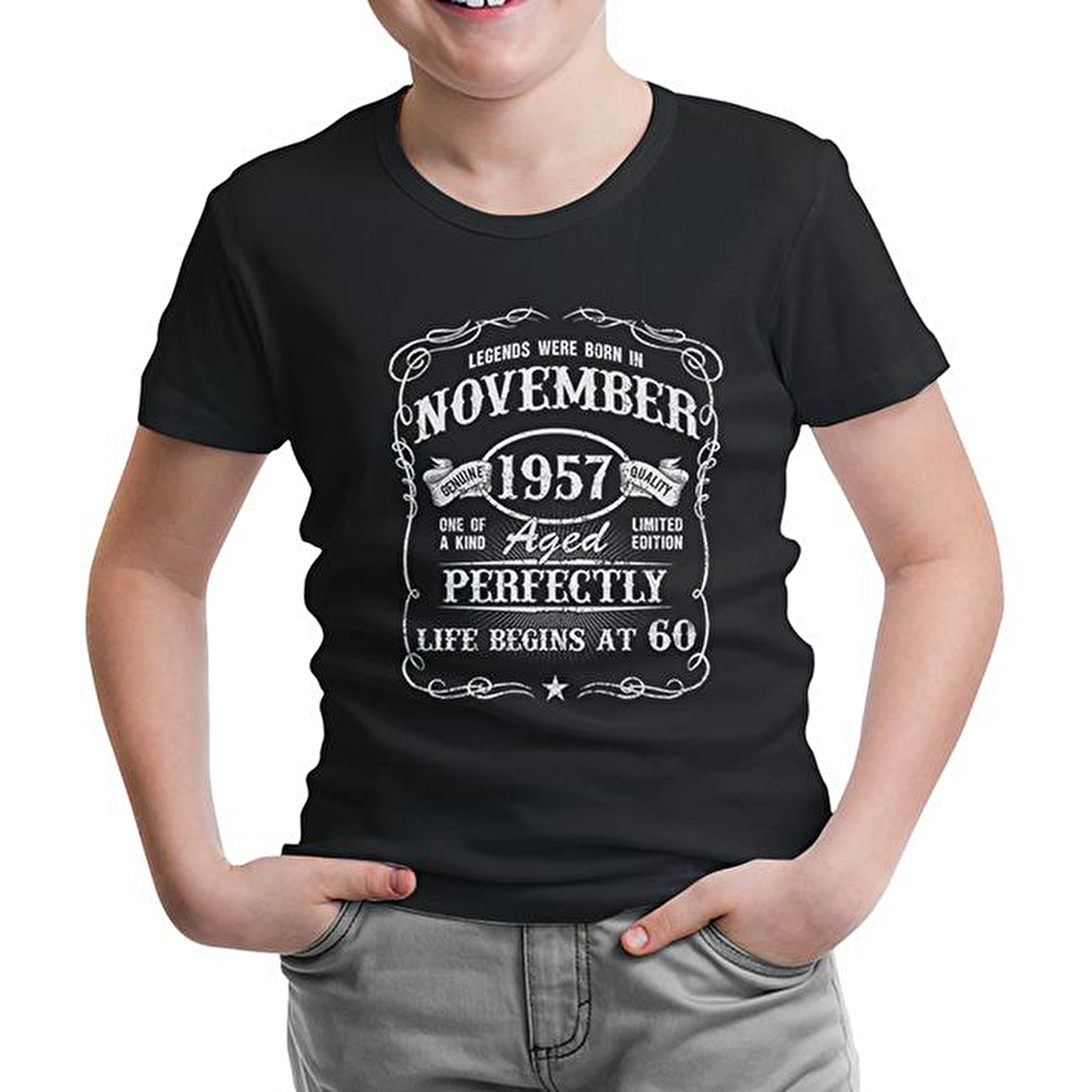 Burç - Born in November 60 Siyah Çocuk Tshirt
