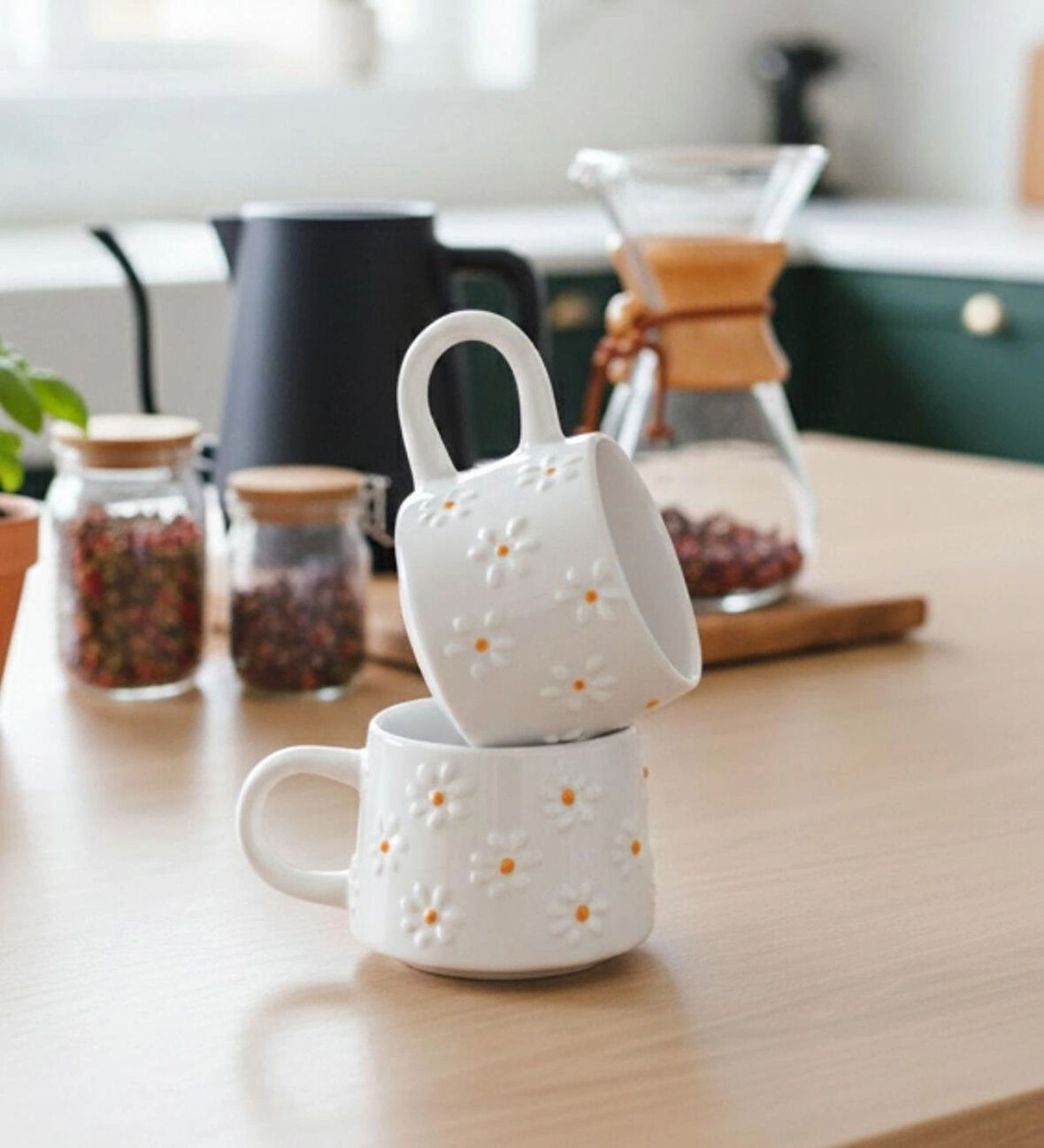 Kabartma Papatya Desenli 2 Kişilik El Yapımı Seramik Kupa Bardak Seti