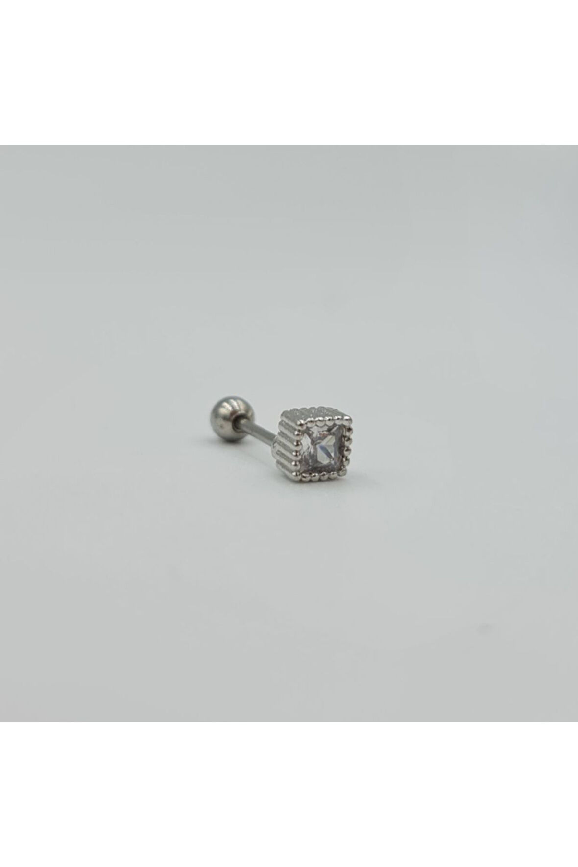 Cerrahi Çelik Kare Tektaş Küpe Tragus Helix Kıkırdak Piercing