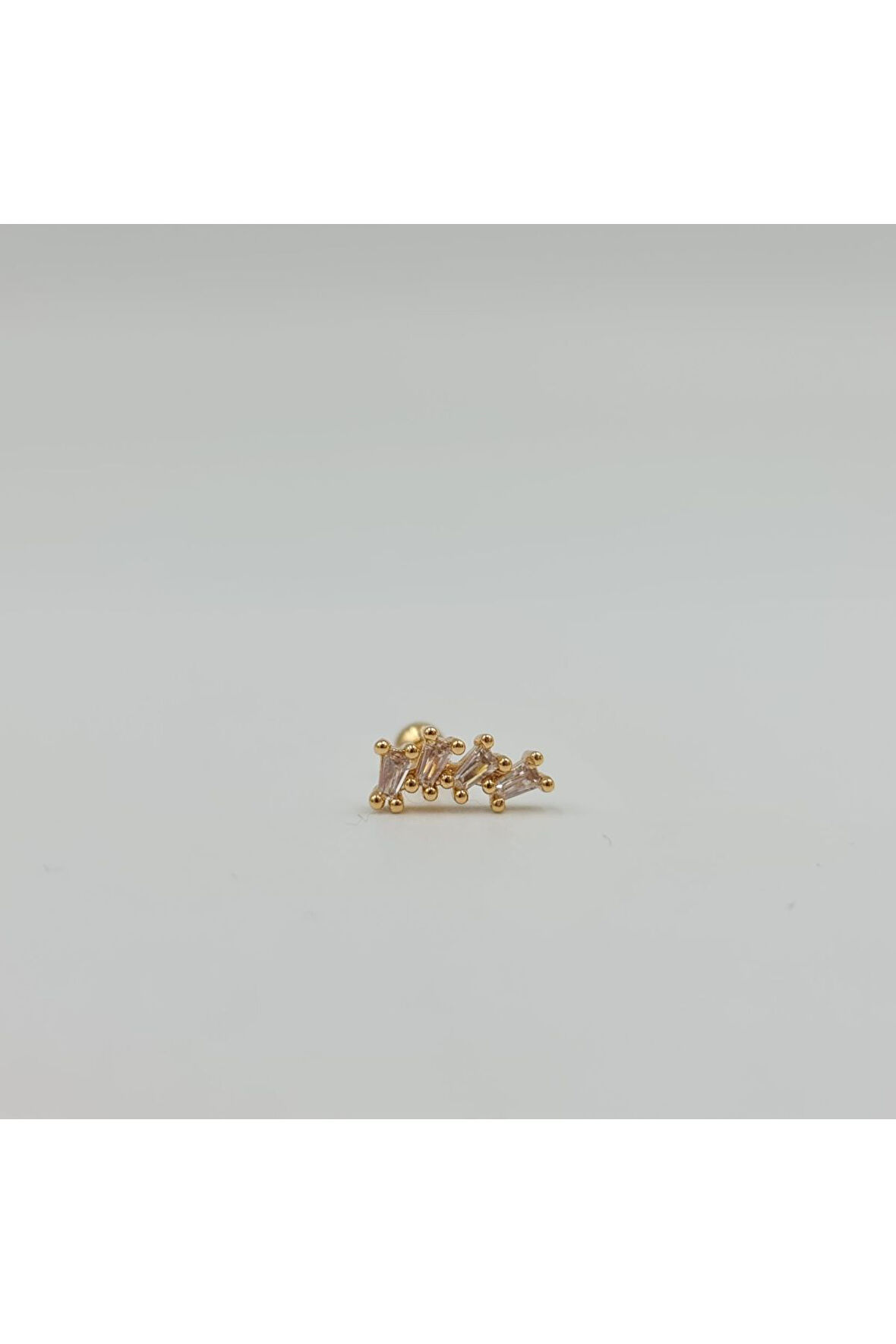 Cerrahi Çelik Beyaz Taşlı Küpe Tragus Helix Kıkırdak Piercing