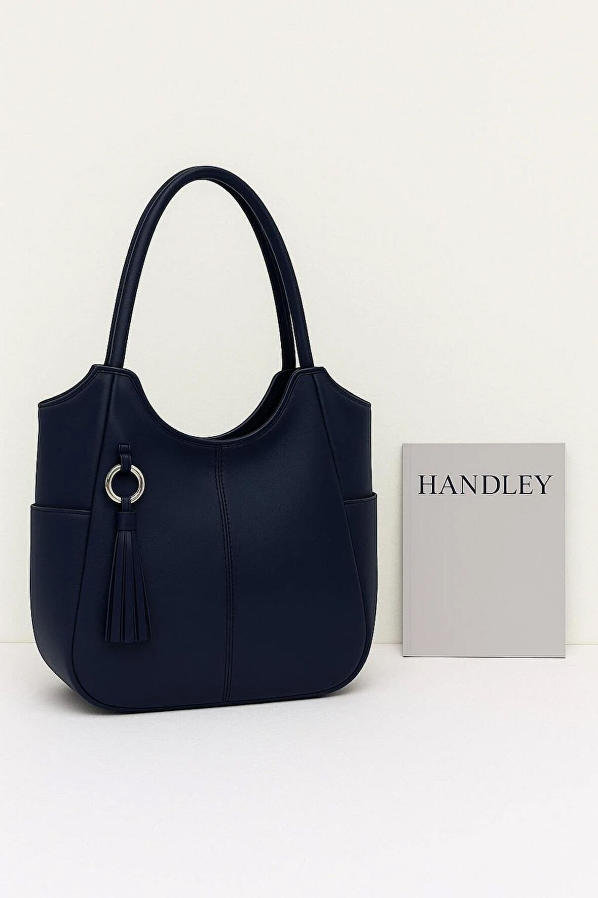 Lüks Şık Deri El ve Omuz Çantası Püsküllü