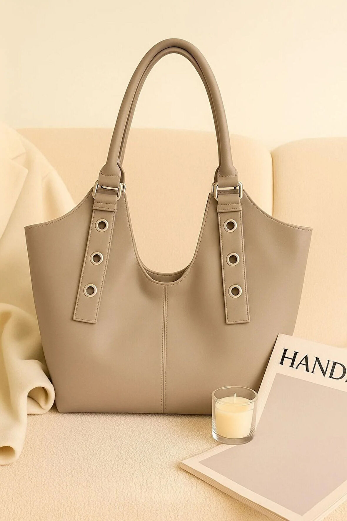 Lüks Kadın El ve Omuz Çantası – Minimalist Şık Tasarım