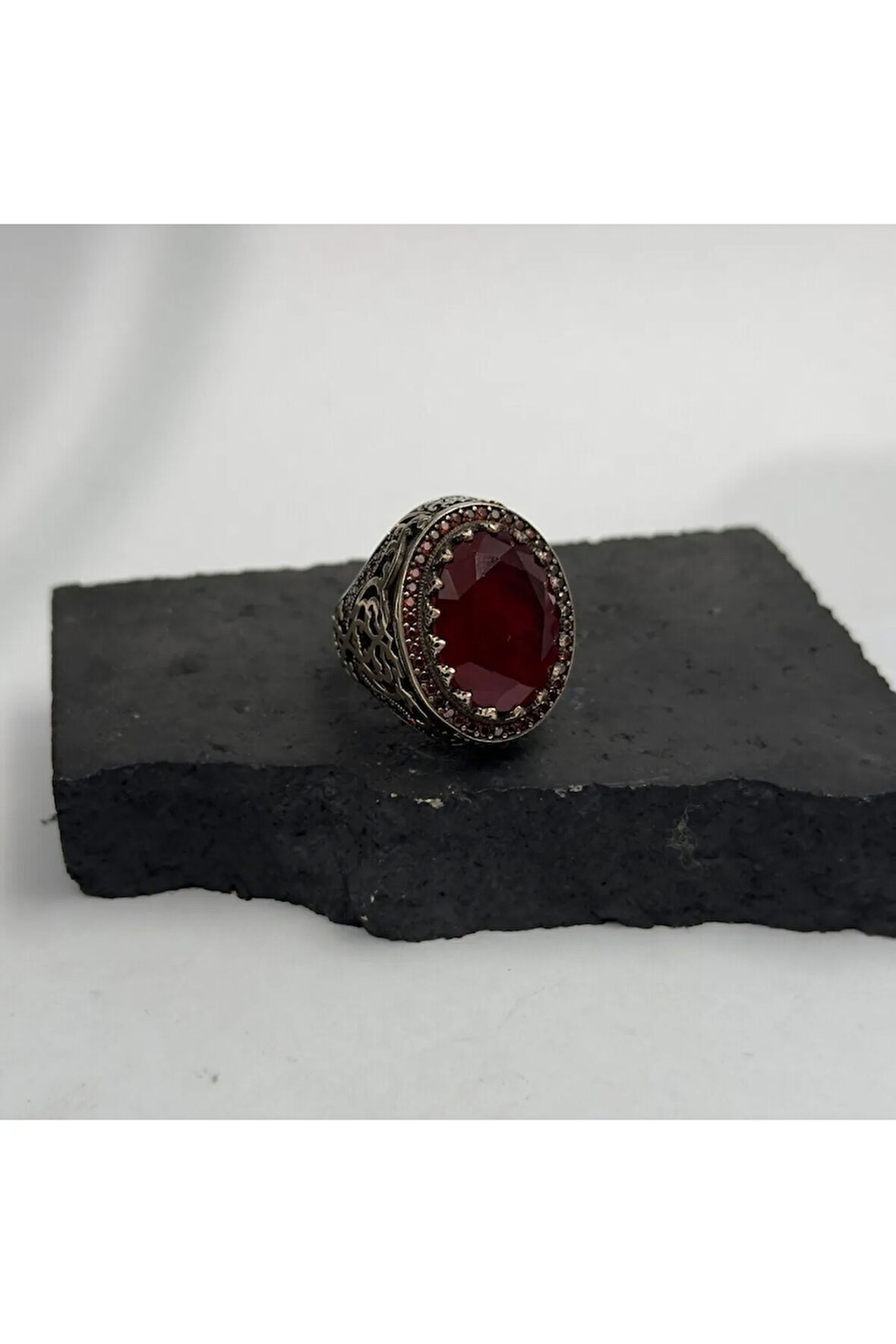 Garnet Kırmızı Paraiba Taşlı Gümüş Yüzük 925 gram