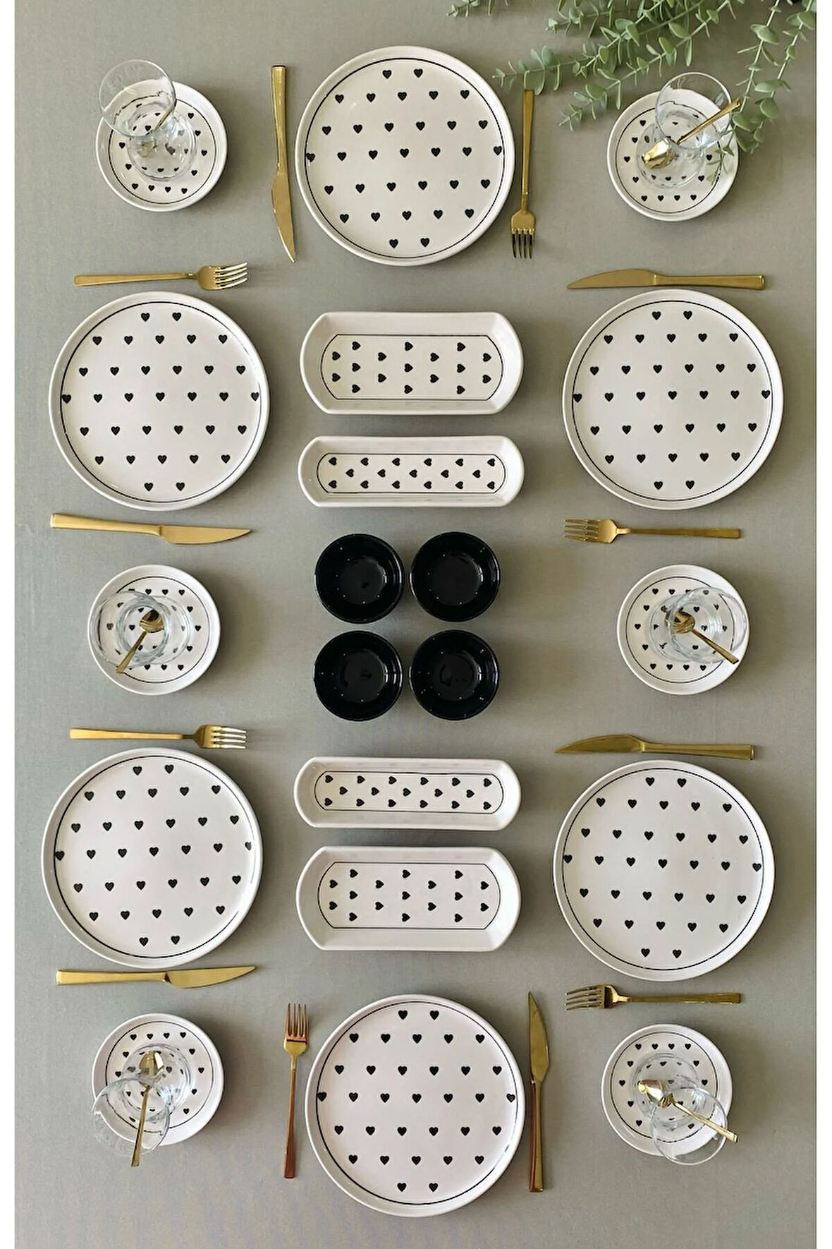Siyah Kalp 6 Kişilik 20 Parça Kahvaltı Takımı (Sosluklu)